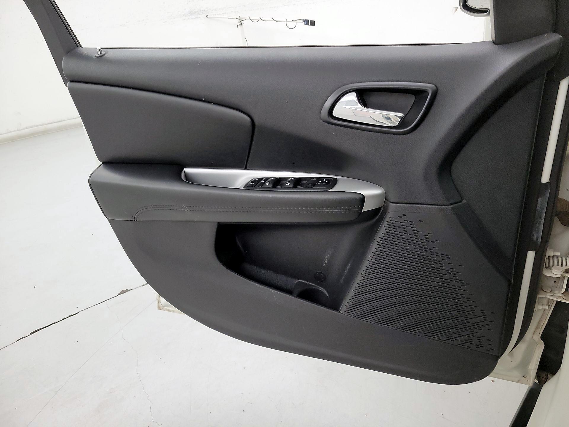 Thumbnail: 2019 Dodge Journey - 12