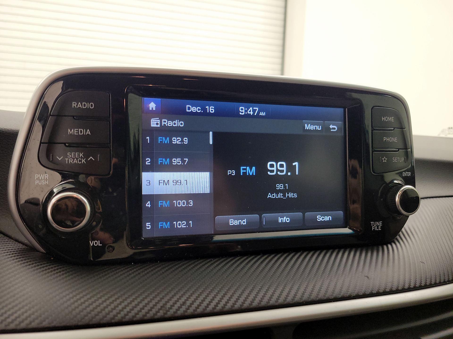 Thumbnail: 2019 Hyundai Tucson - 15