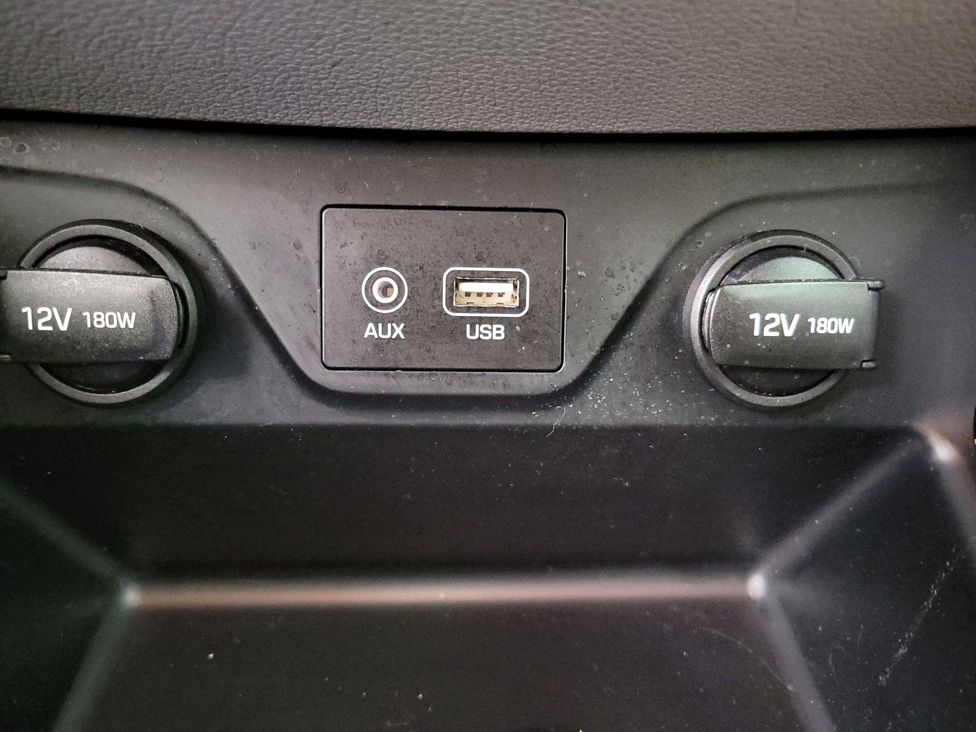 Thumbnail: 2019 Hyundai Tucson - 18