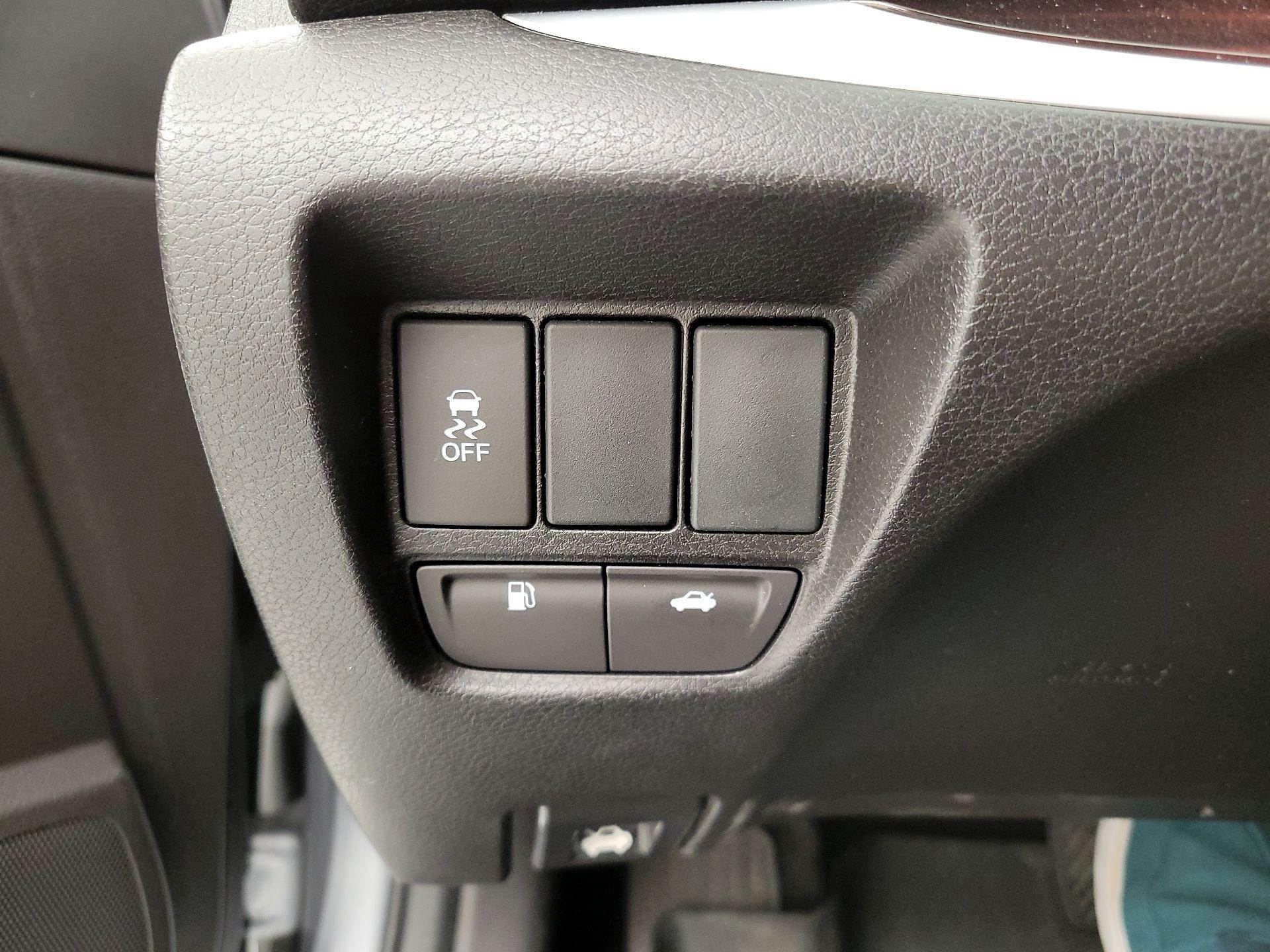 Thumbnail: 2017 Acura TLX - 13