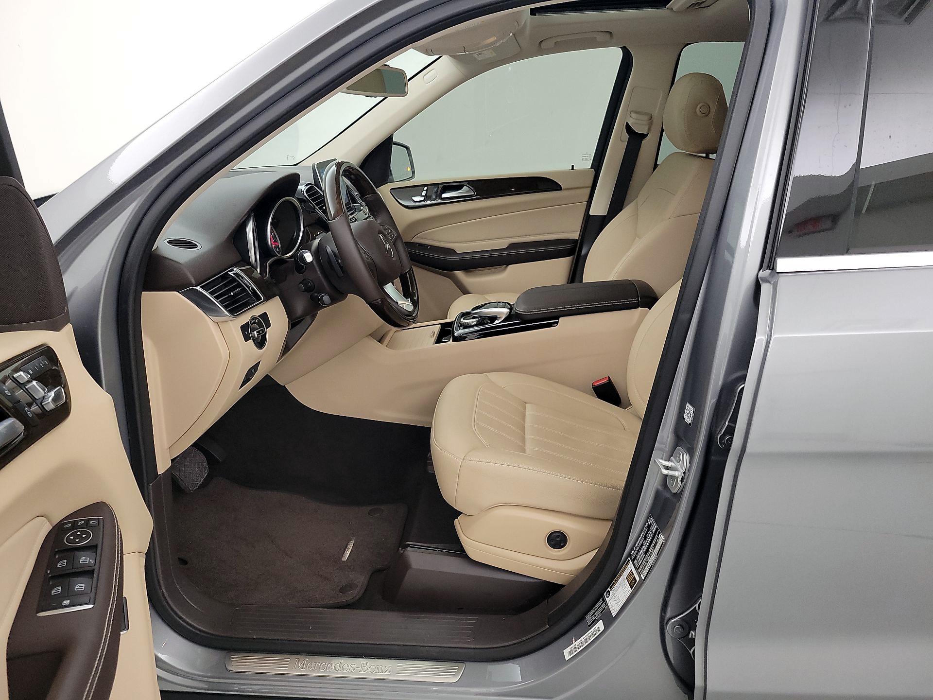 Thumbnail: 2016 Mercedes-Benz GLE - 11