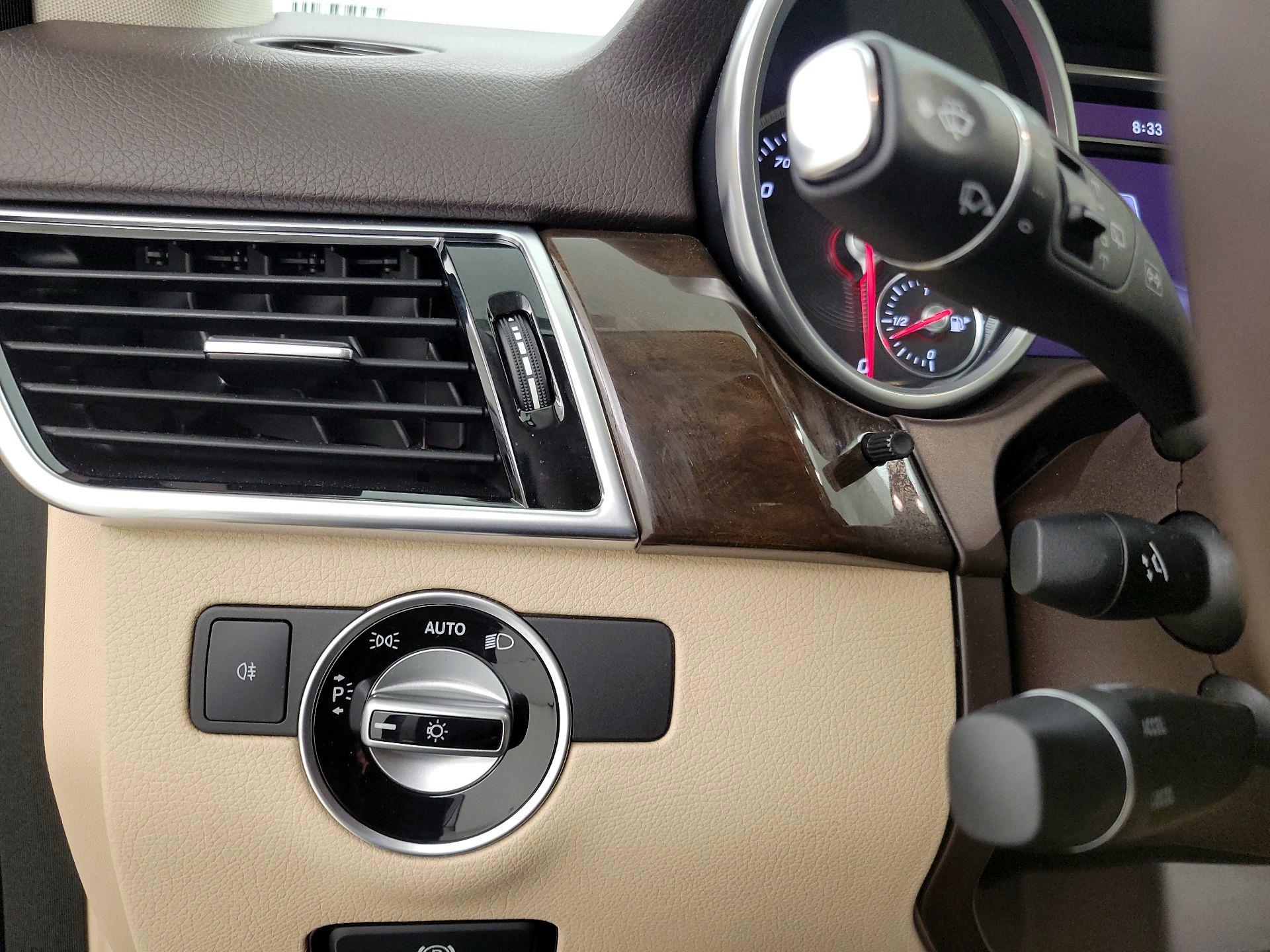 Thumbnail: 2016 Mercedes-Benz GLE - 13