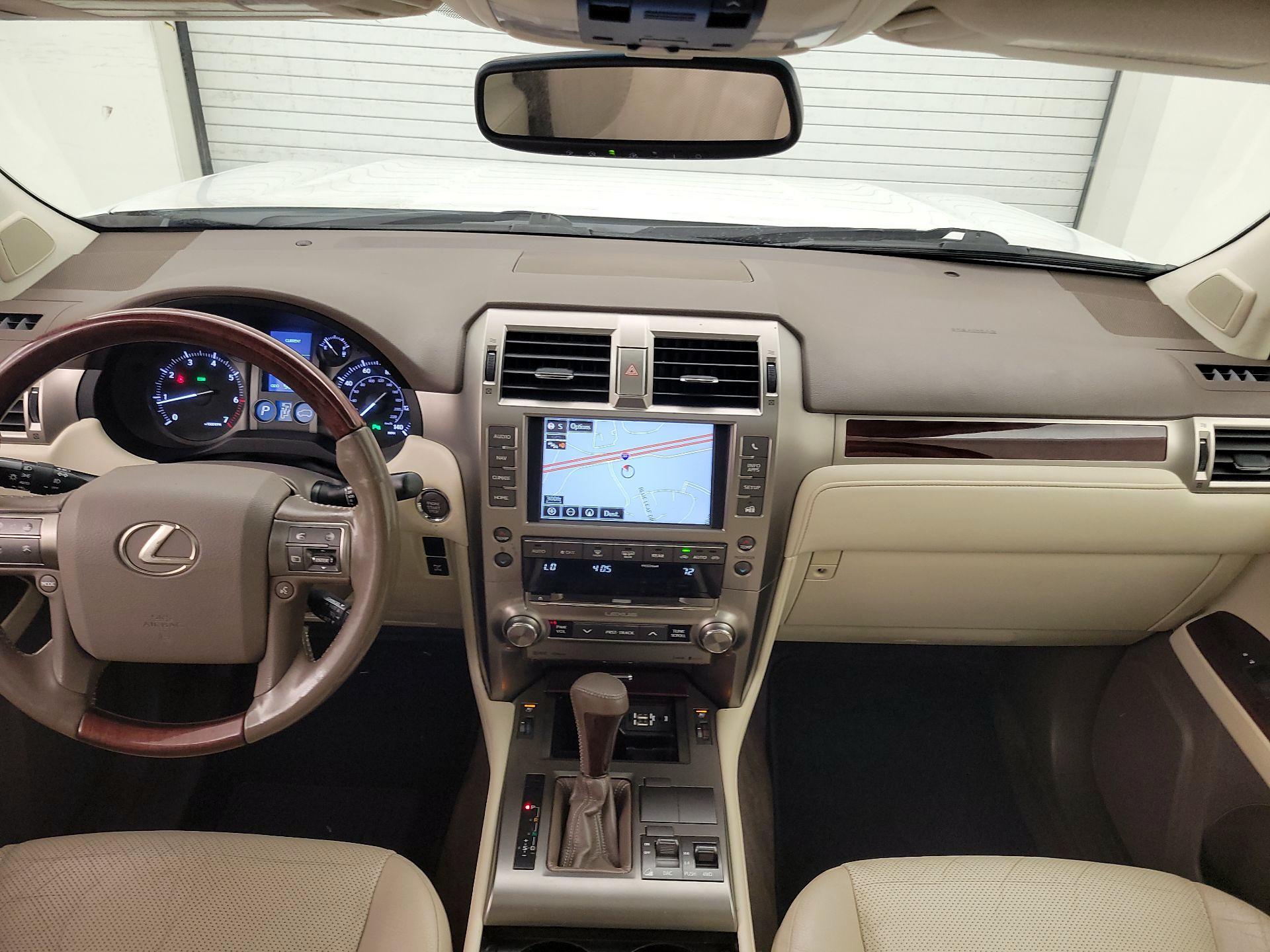 Thumbnail: 2016 Lexus GX - 9