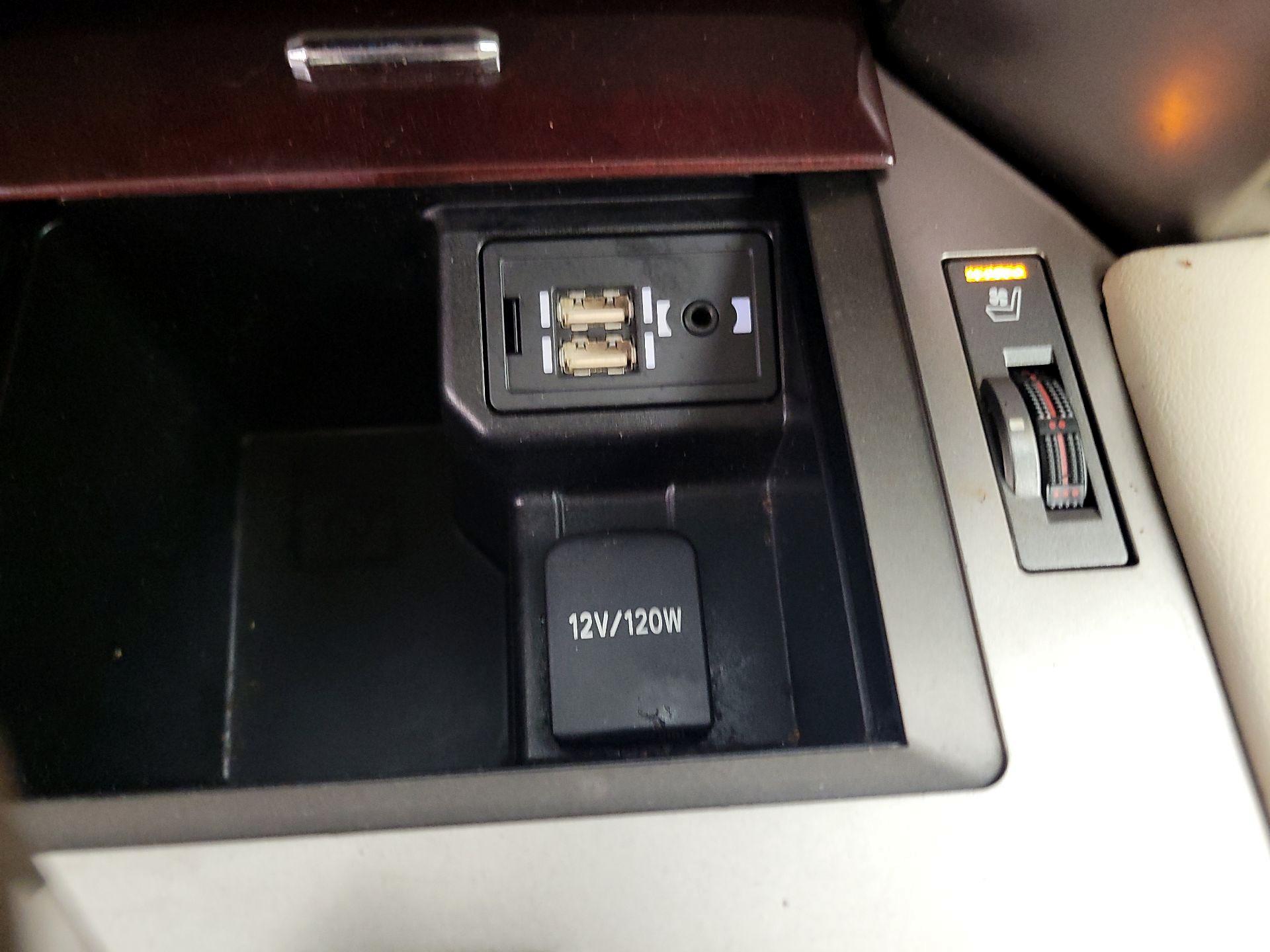 Thumbnail: 2016 Lexus GX - 19