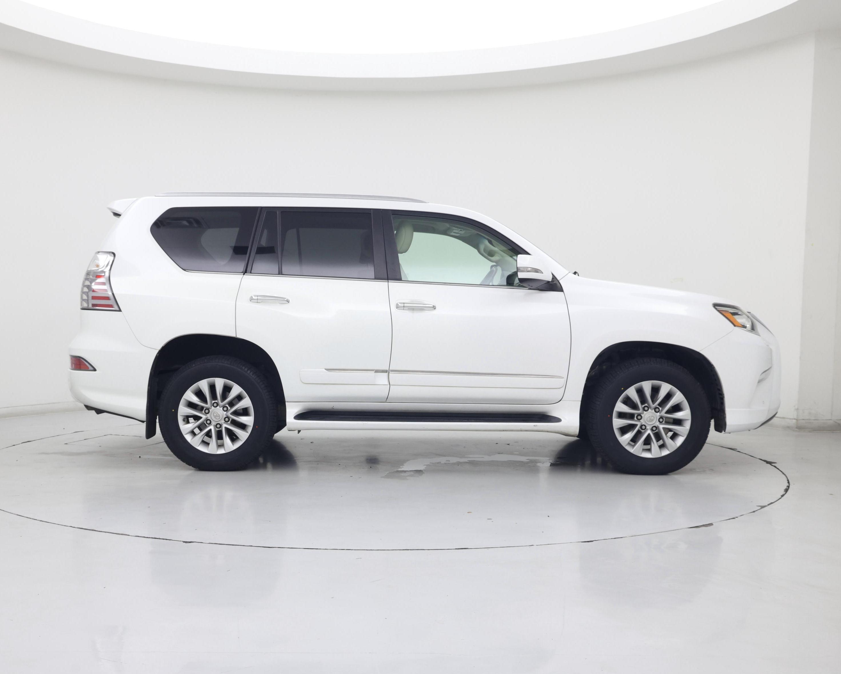Thumbnail: 2016 Lexus GX - 7