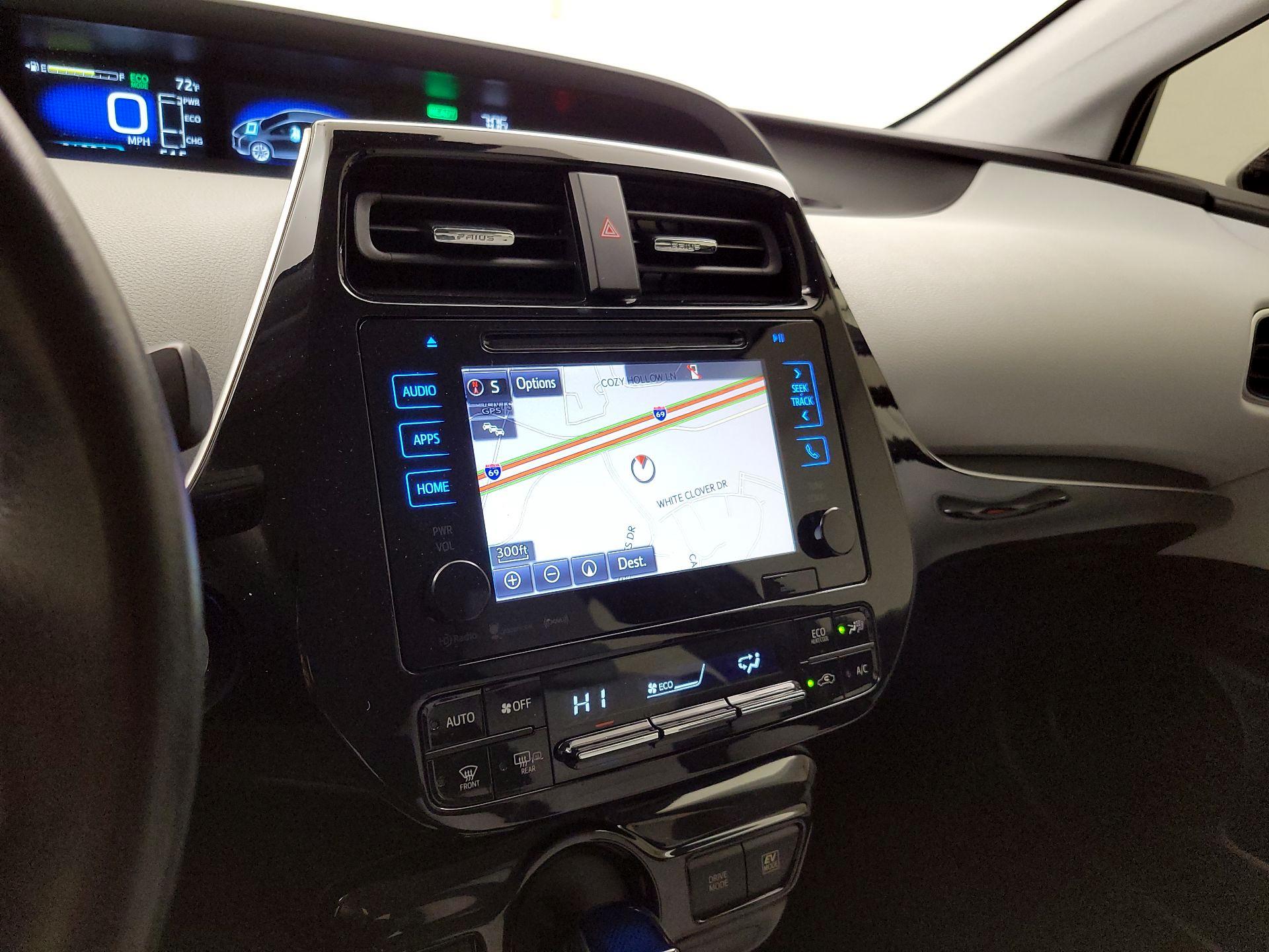 Thumbnail: 2016 Toyota Prius - 14