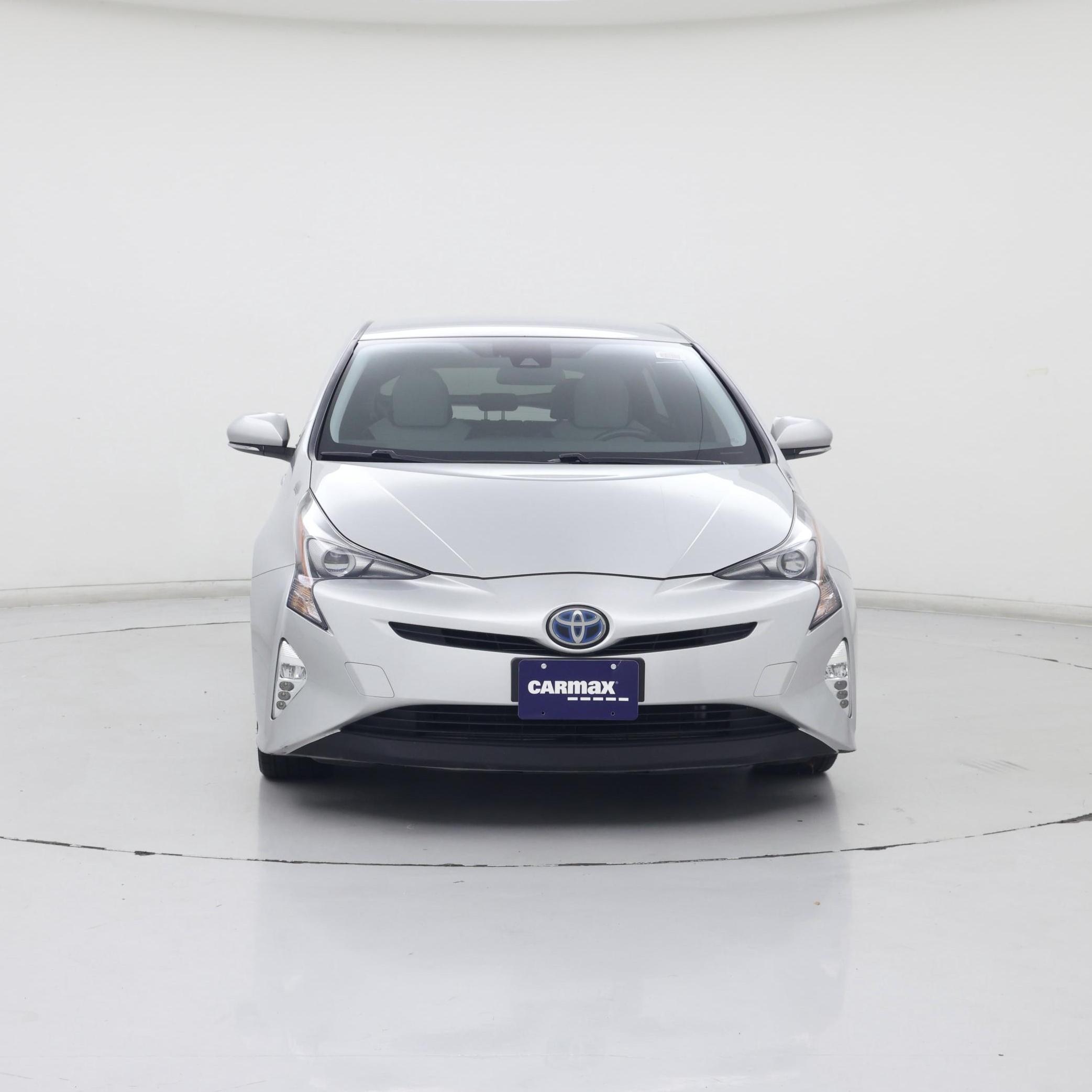 Thumbnail: 2016 Toyota Prius - 5