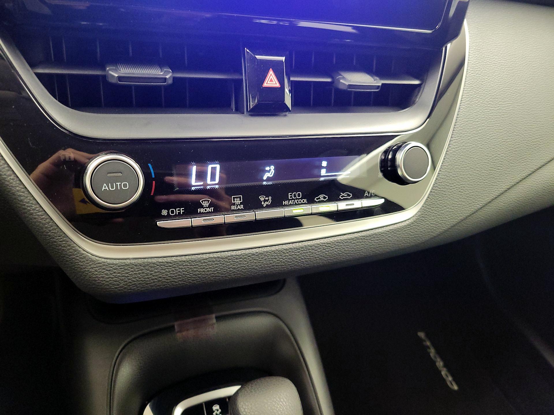 Thumbnail: 2024 Toyota Corolla - 16