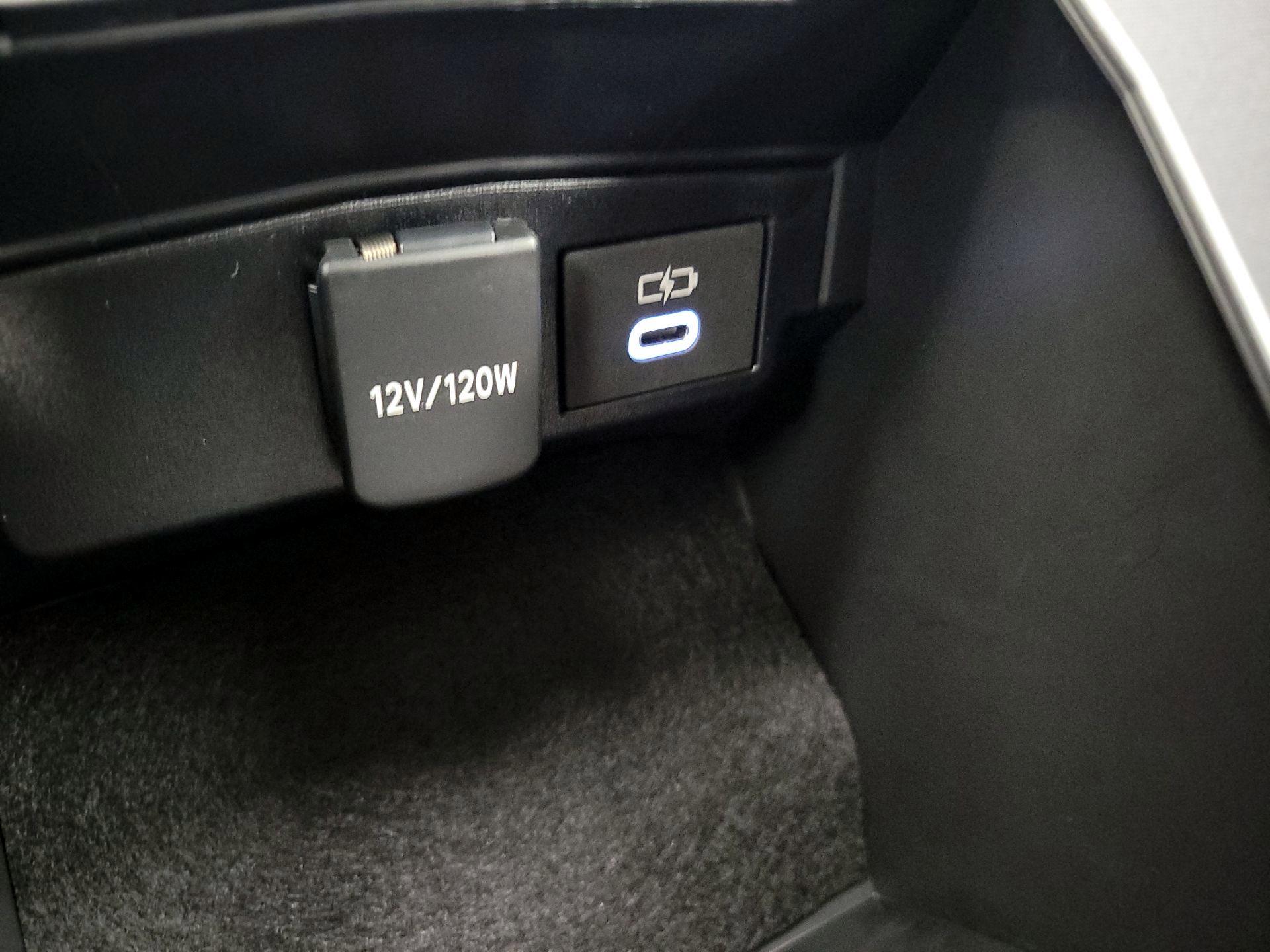 Thumbnail: 2024 Toyota Corolla - 18