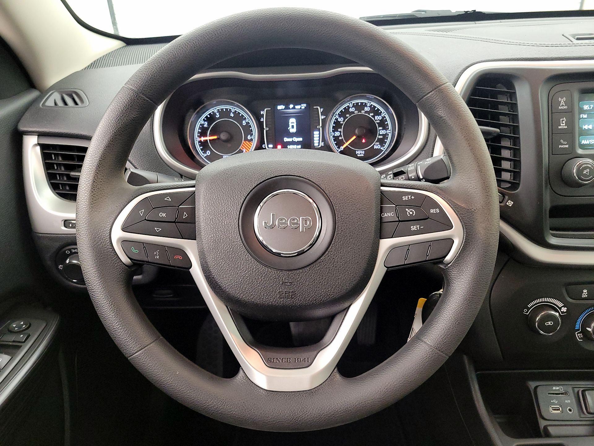 Thumbnail: 2014 Jeep Cherokee - 10