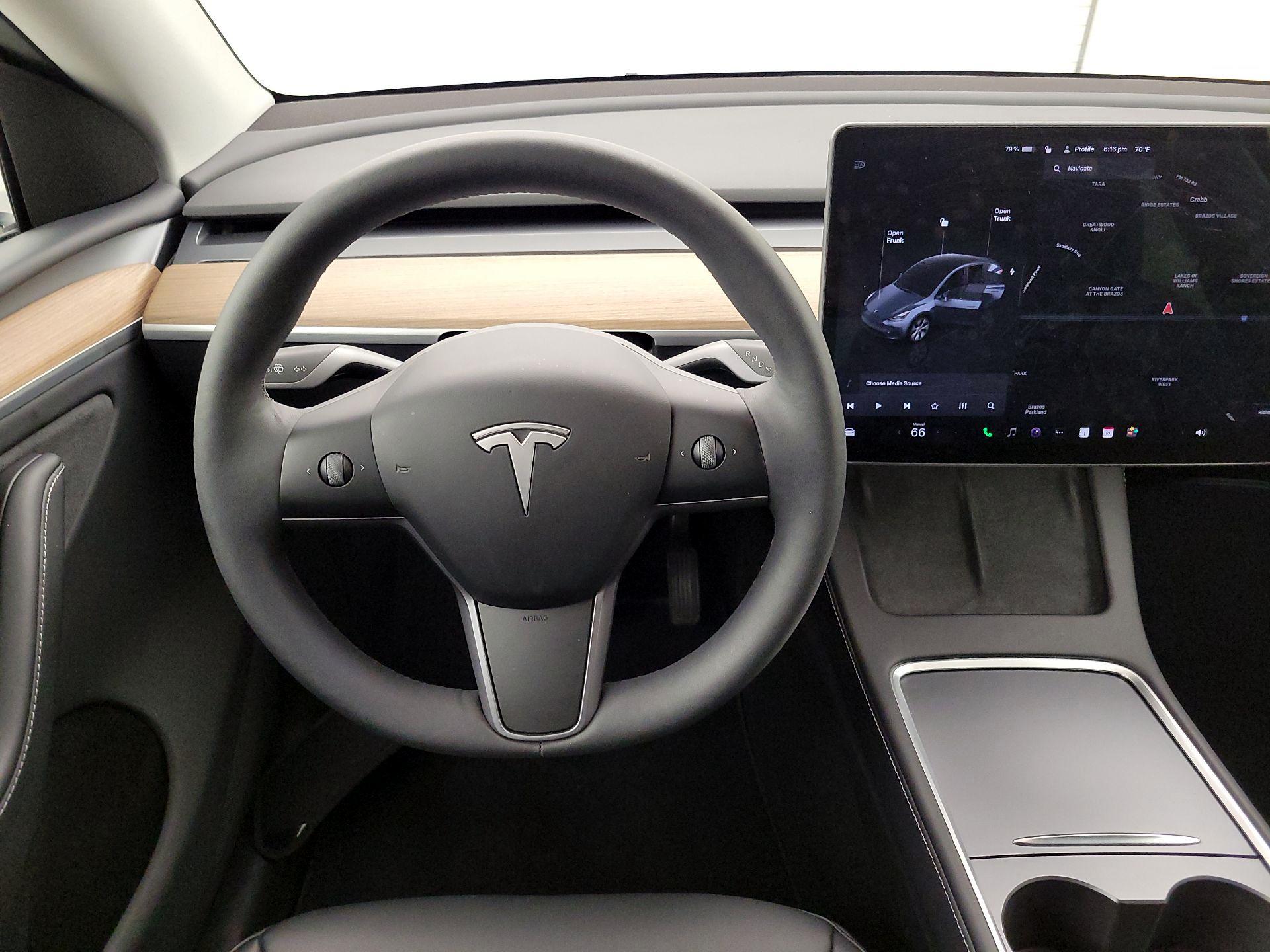 Thumbnail: 2023 Tesla Model Y - 10