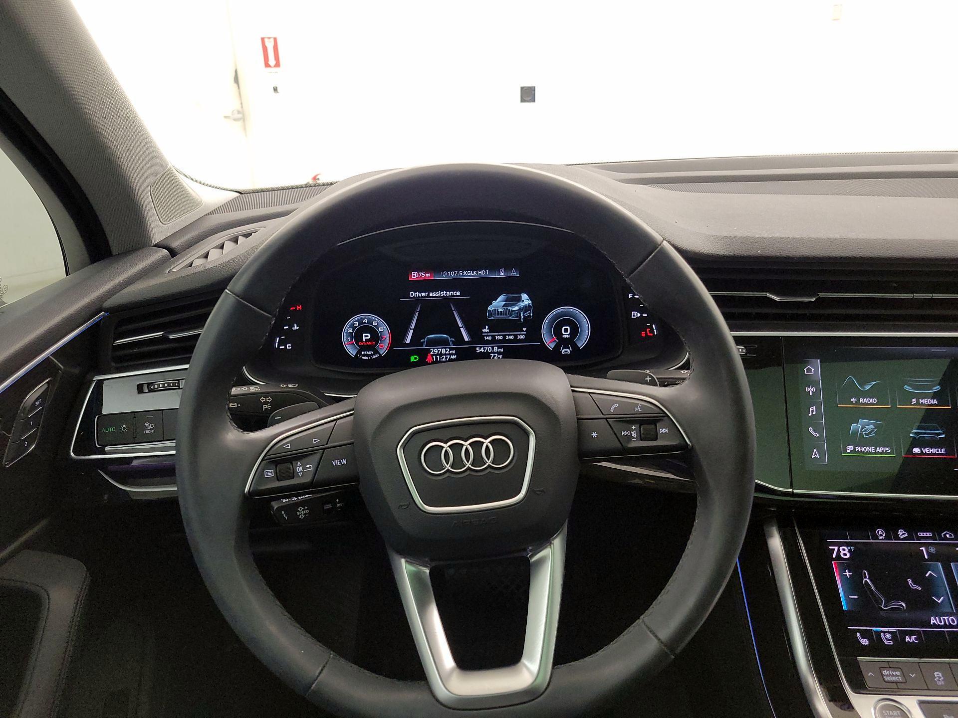 Thumbnail: 2022 Audi Q7 - 10