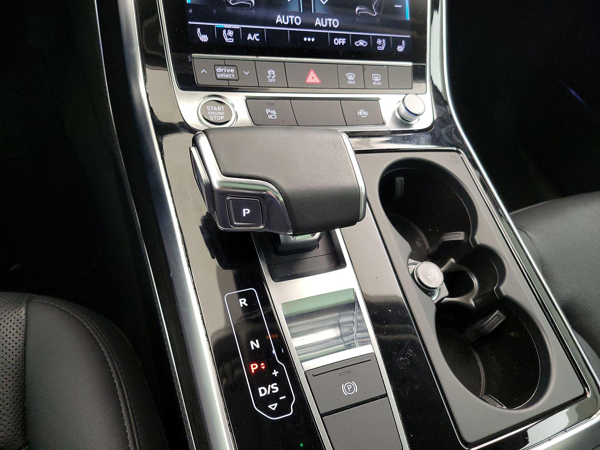 Thumbnail: 2022 Audi Q7 - 18