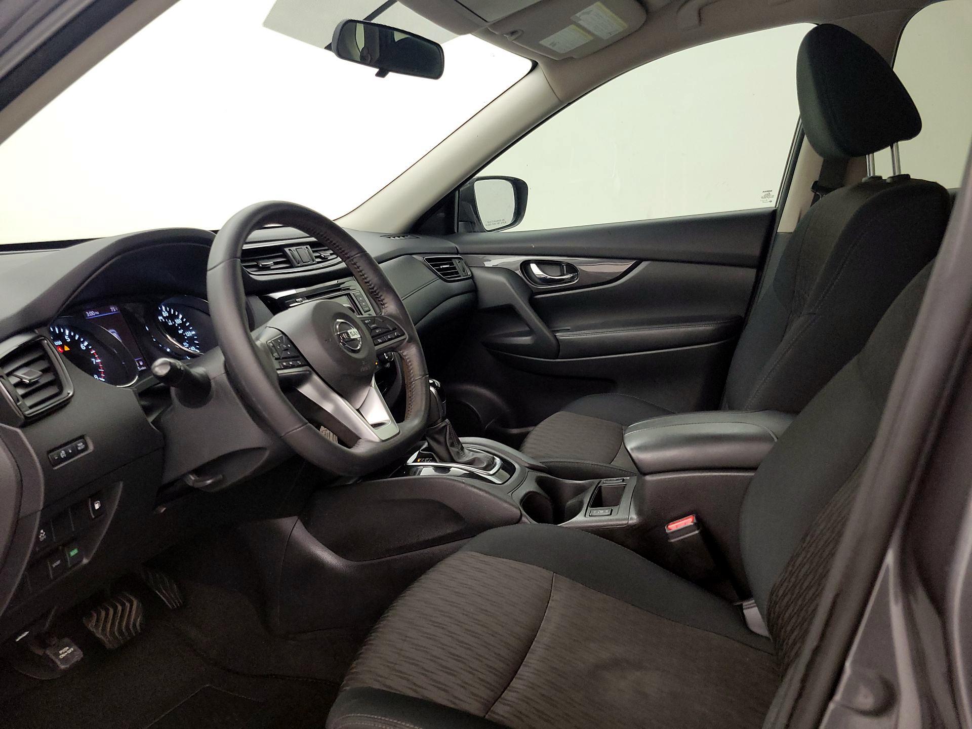 Thumbnail: 2018 Nissan Rogue - 11