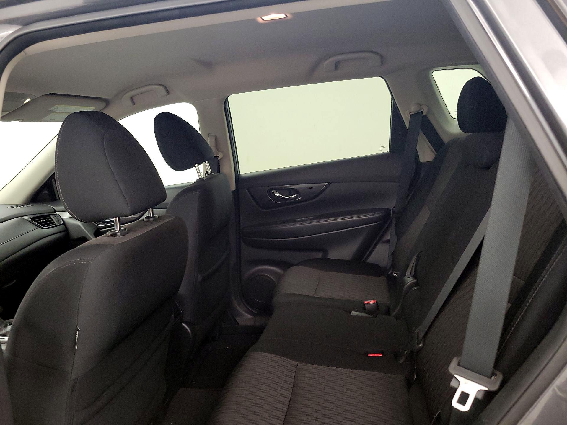 Thumbnail: 2018 Nissan Rogue - 19