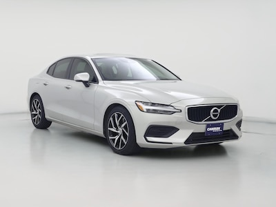 2020 Volvo S60 T6 Momentum