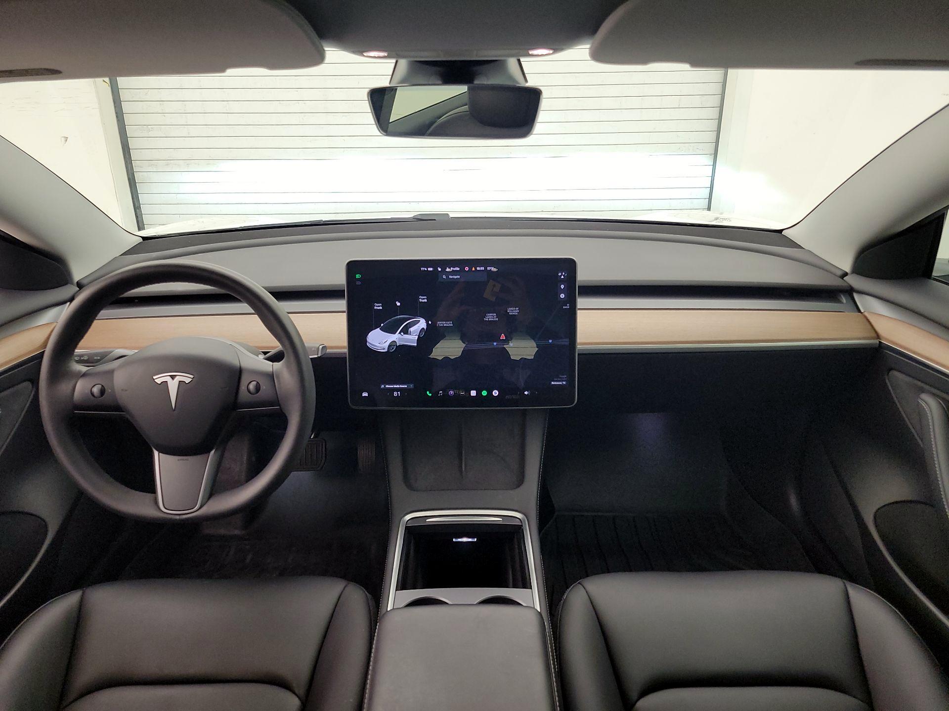 Thumbnail: 2021 Tesla Model 3 - 9