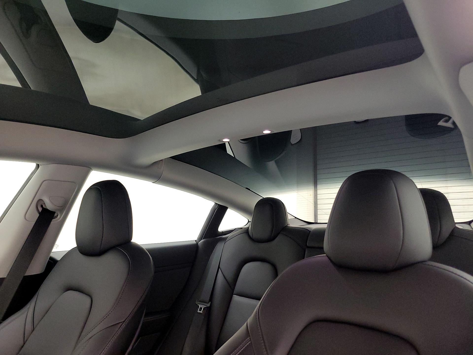 Thumbnail: 2021 Tesla Model 3 - 18