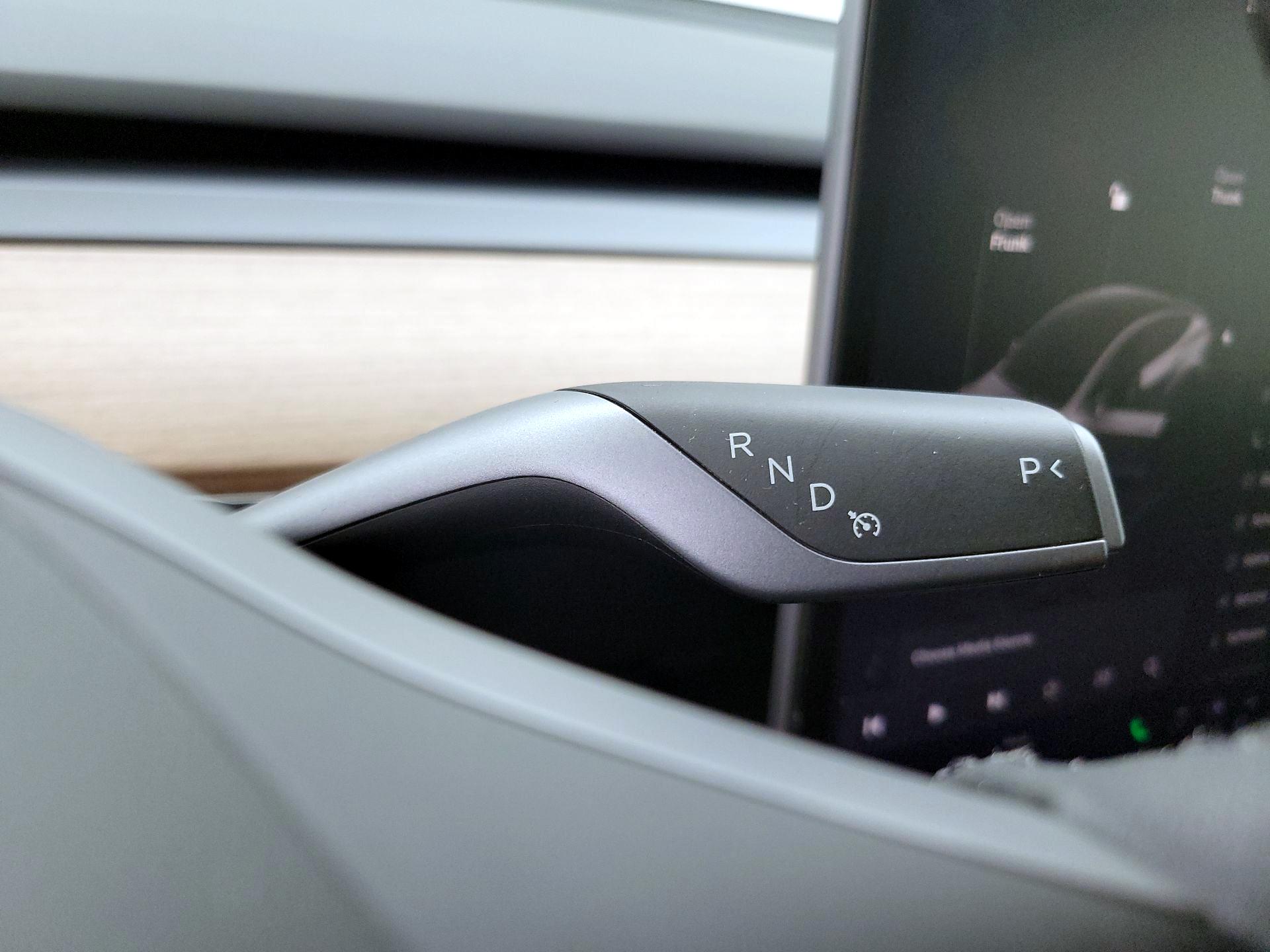 Thumbnail: 2025 Tesla Model Y - 17