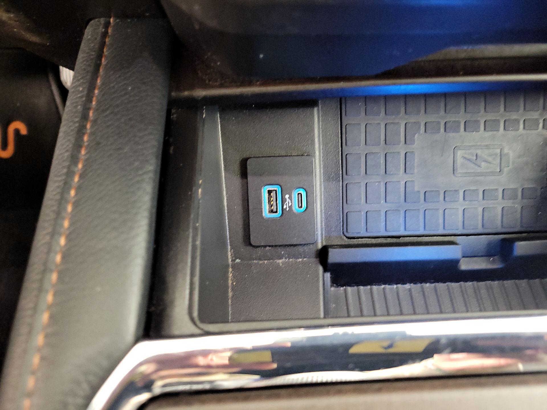 Thumbnail: 2020 Ford Expedition - 19