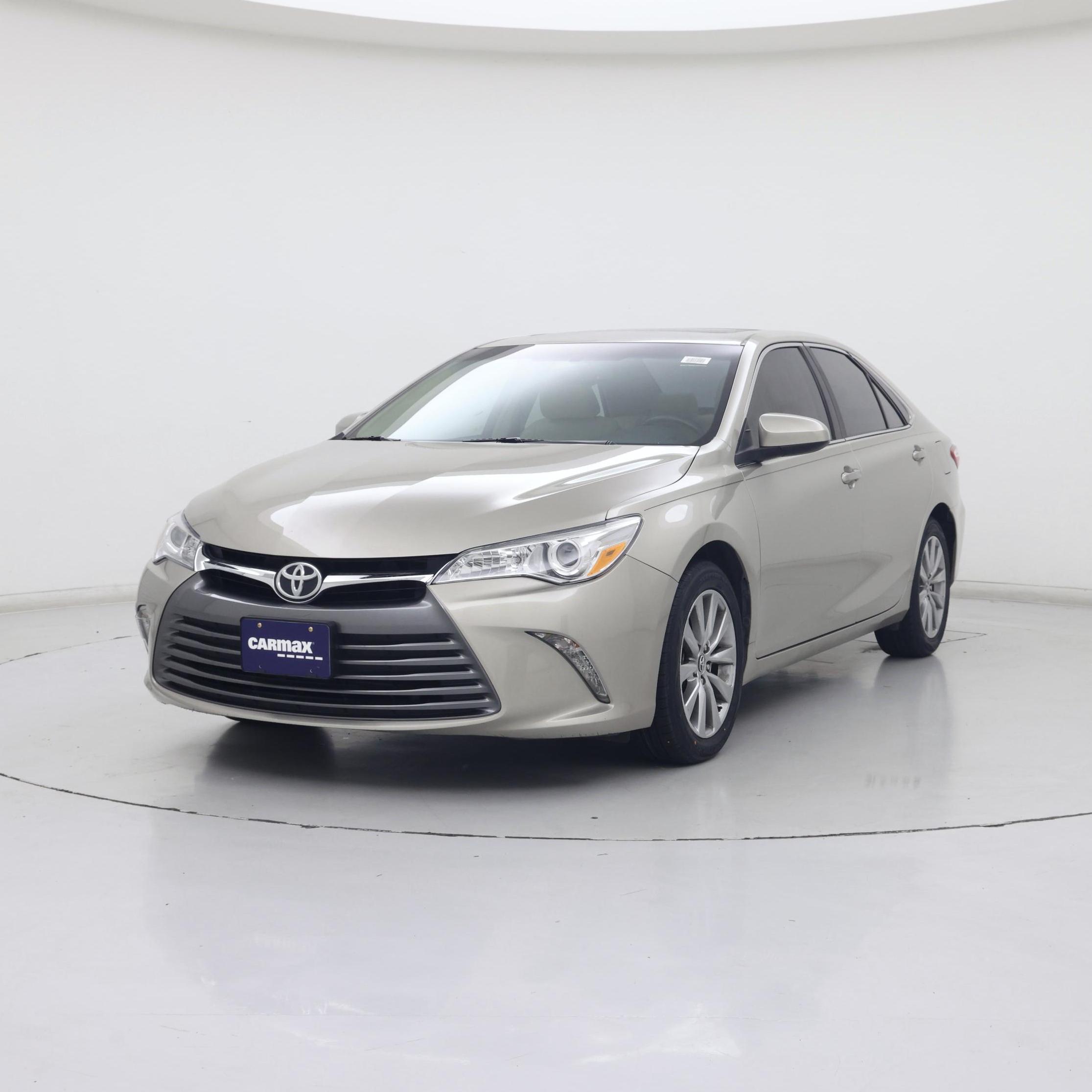 Thumbnail: 2015 Toyota Camry - 4