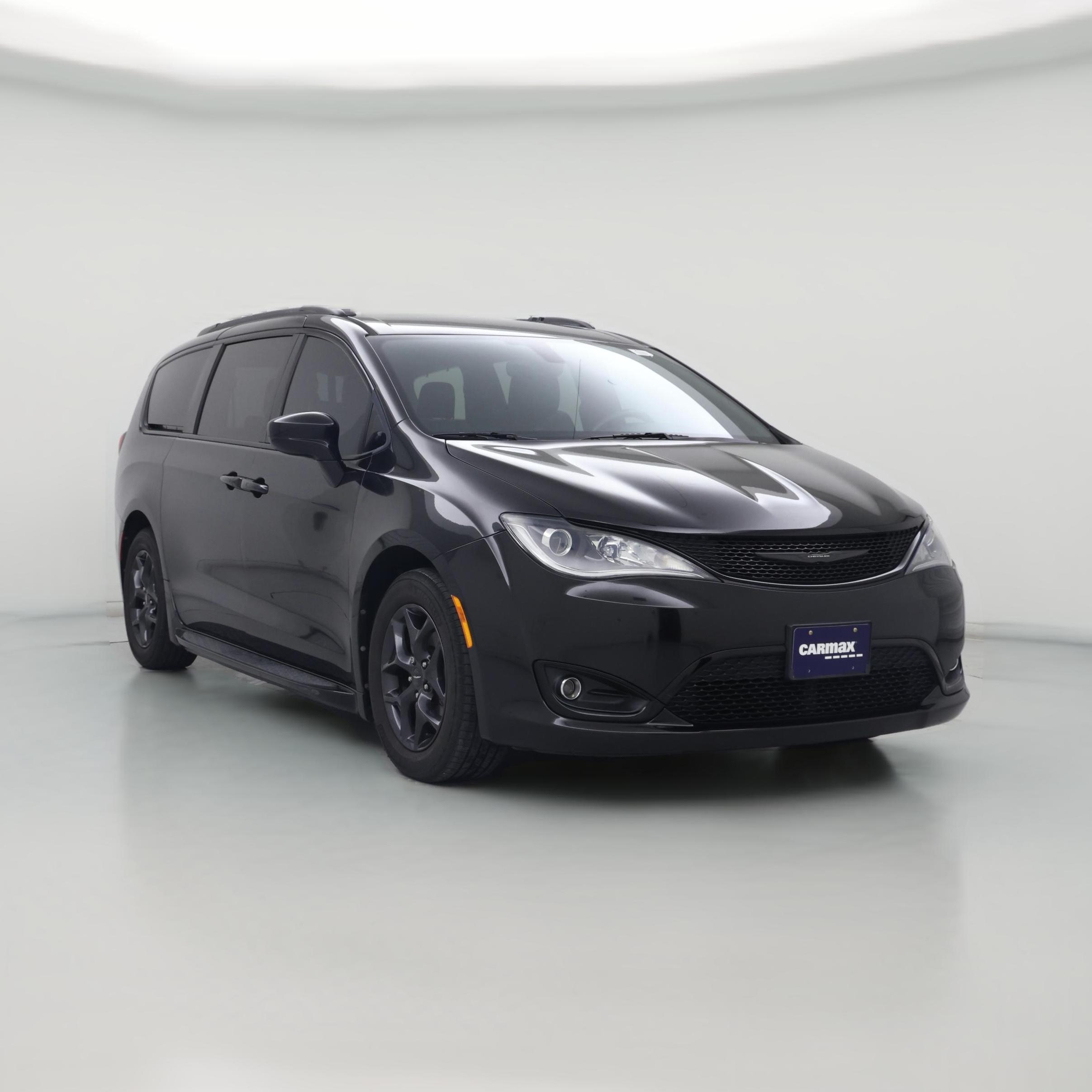 Thumbnail: 2018 Chrysler Pacifica - 1