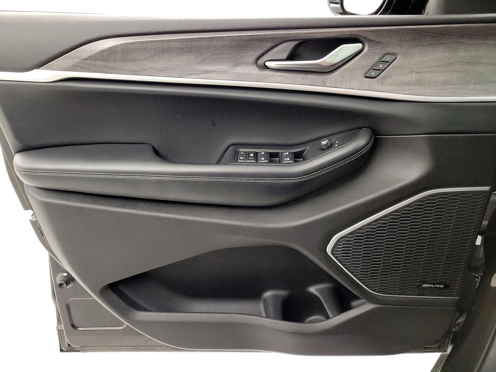 Thumbnail: 2021 Jeep Grand Cherokee L - 12