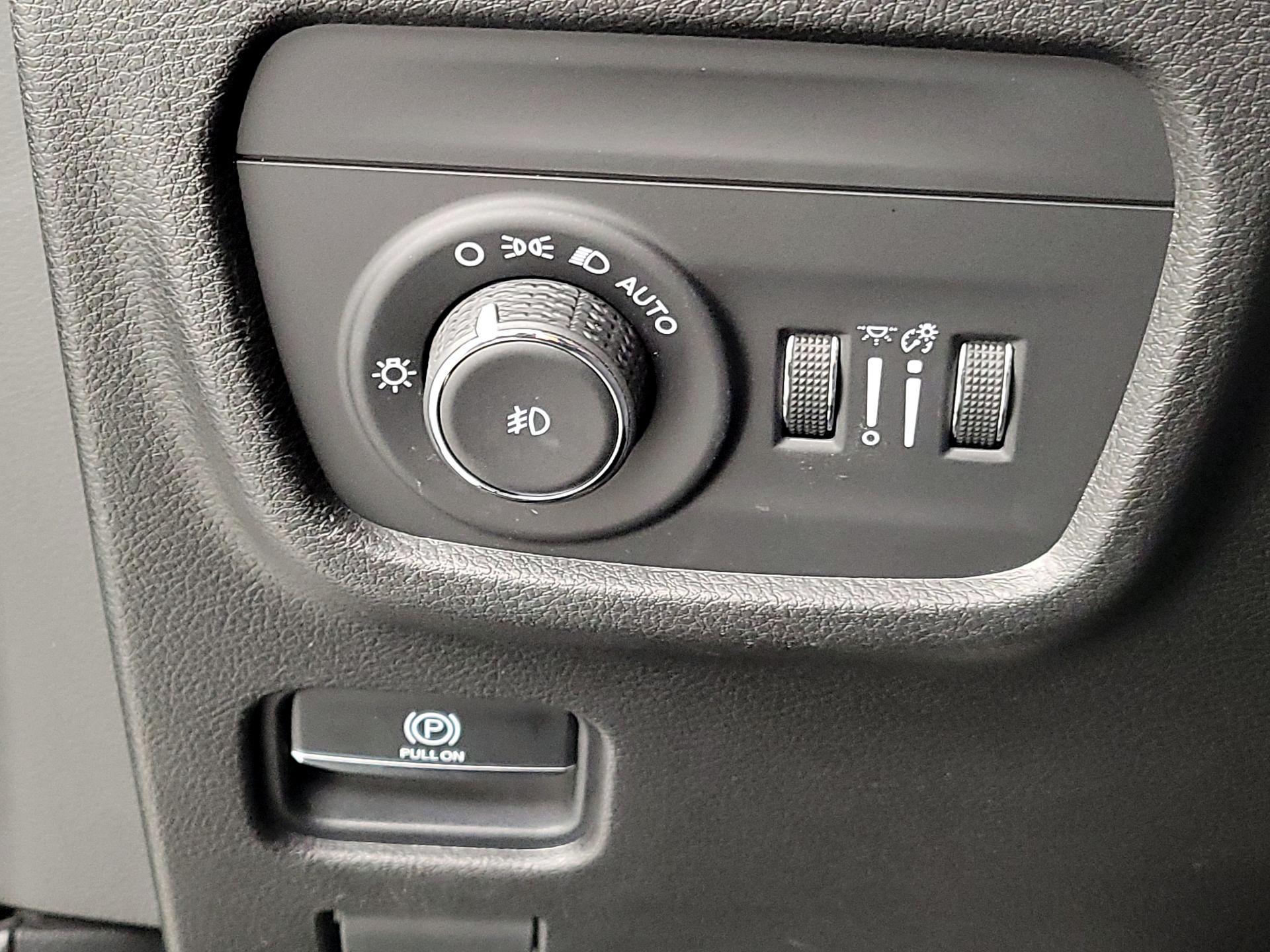 Thumbnail: 2021 Jeep Grand Cherokee L - 13