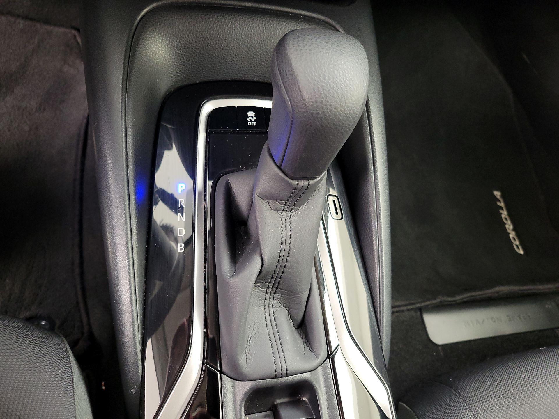 Thumbnail: 2021 Toyota Corolla - 17