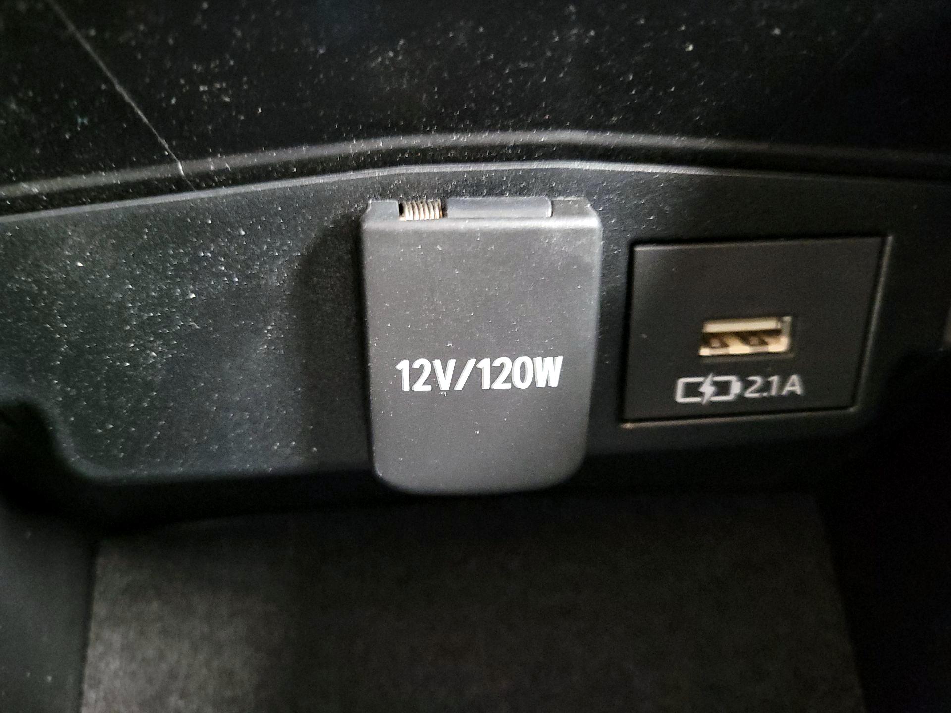 Thumbnail: 2021 Toyota Corolla - 18