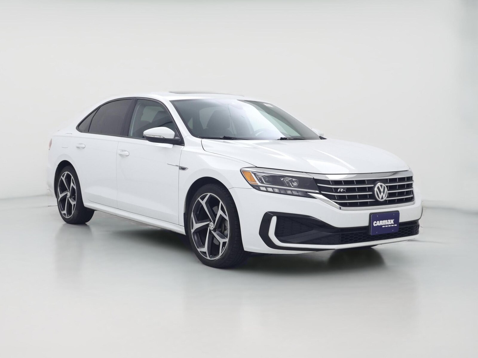 2021 Volkswagen Passat R-Line