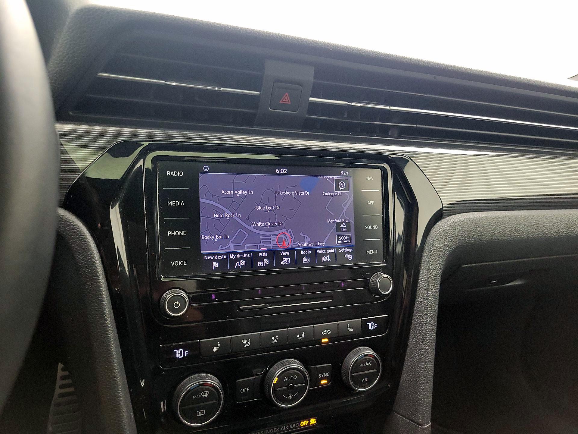 Thumbnail: 2021 Volkswagen Passat - 14