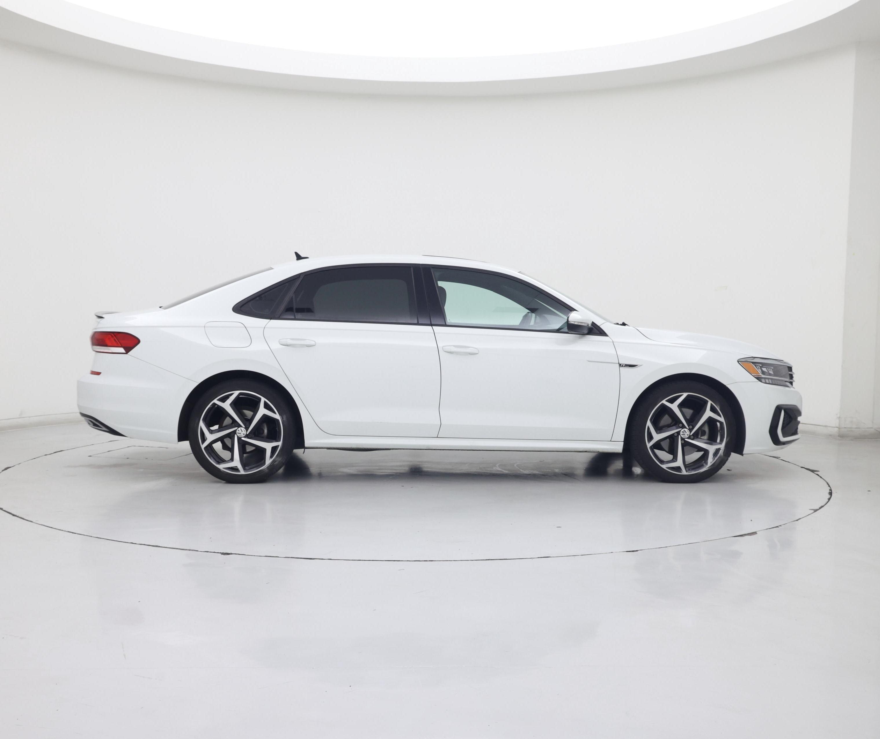 Thumbnail: 2021 Volkswagen Passat - 7