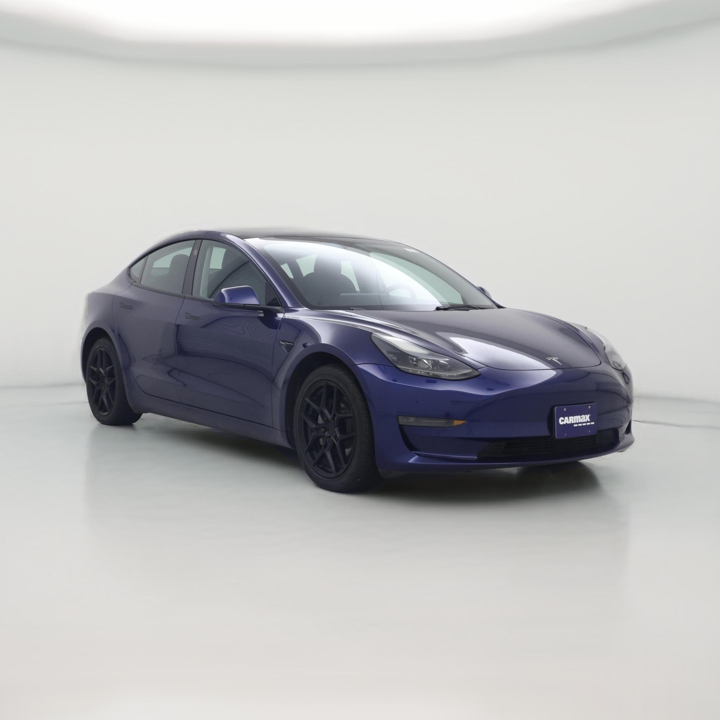 Thumbnail: 2023 Tesla Model 3 - 1