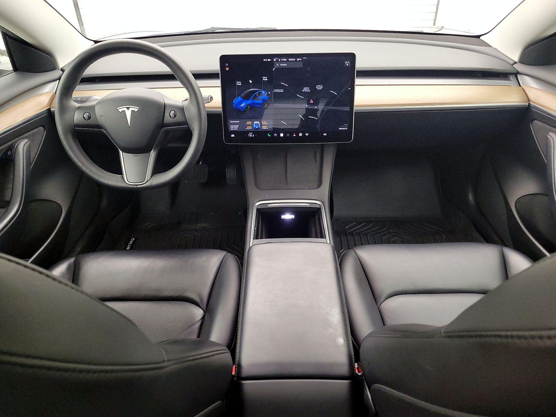 Thumbnail: 2023 Tesla Model 3 - 9