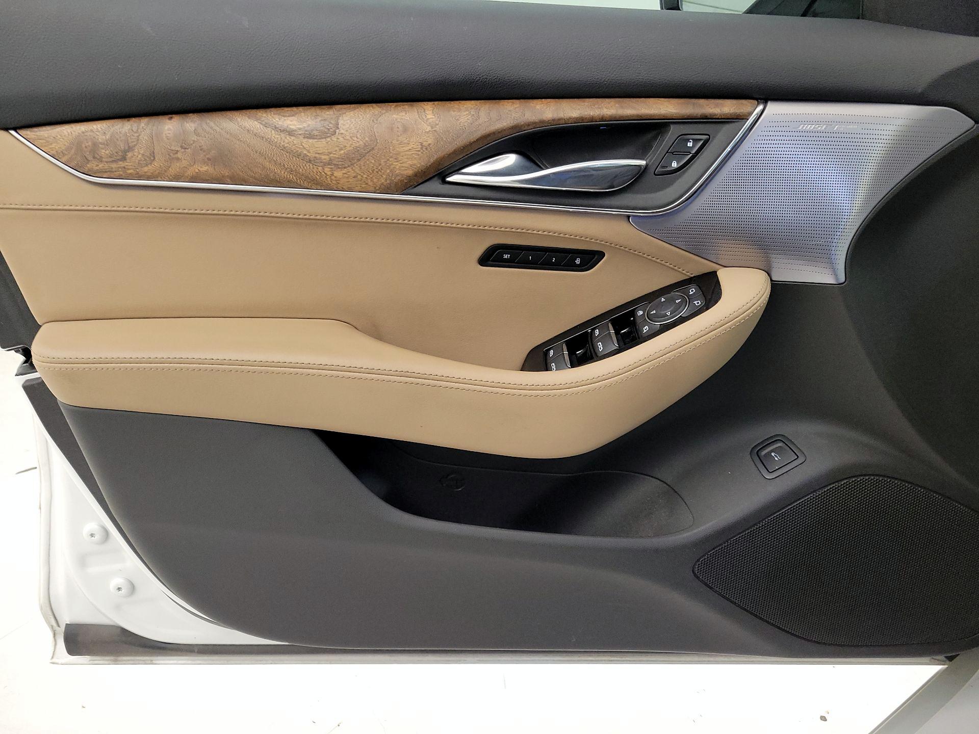 Thumbnail: 2022 Cadillac CT5 - 12