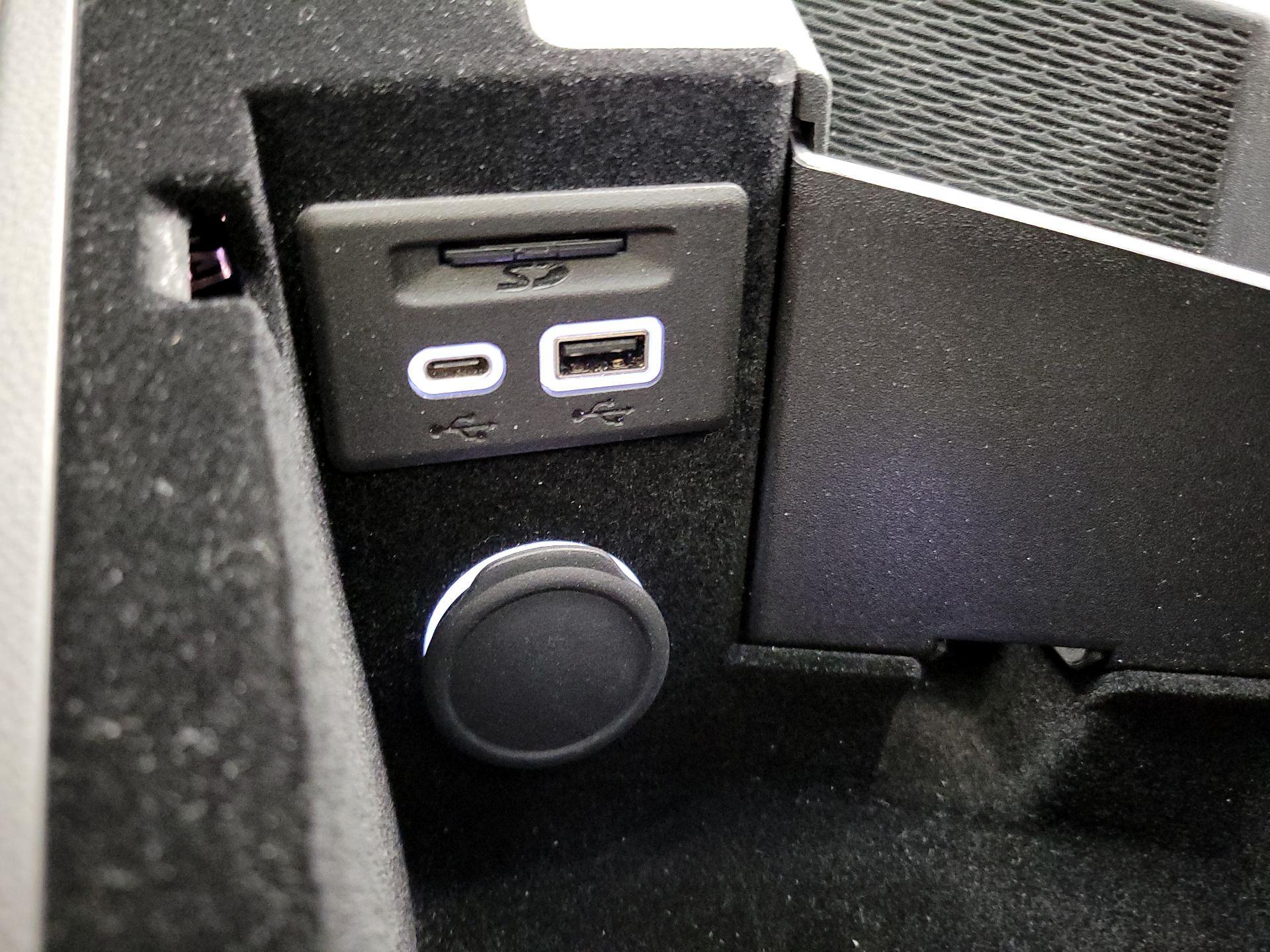 Thumbnail: 2022 Cadillac CT5 - 19