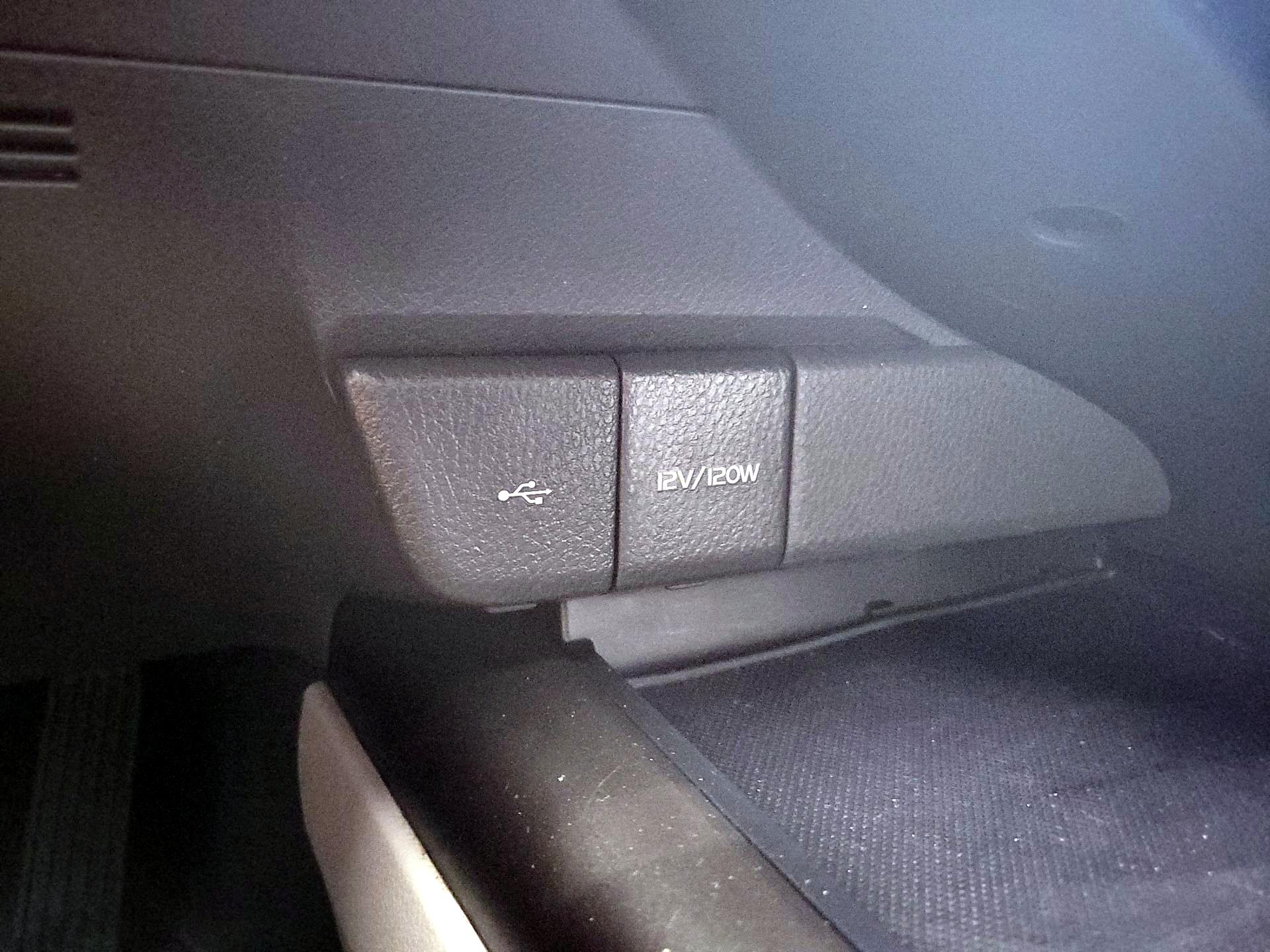 Thumbnail: 2021 Toyota Camry - 18