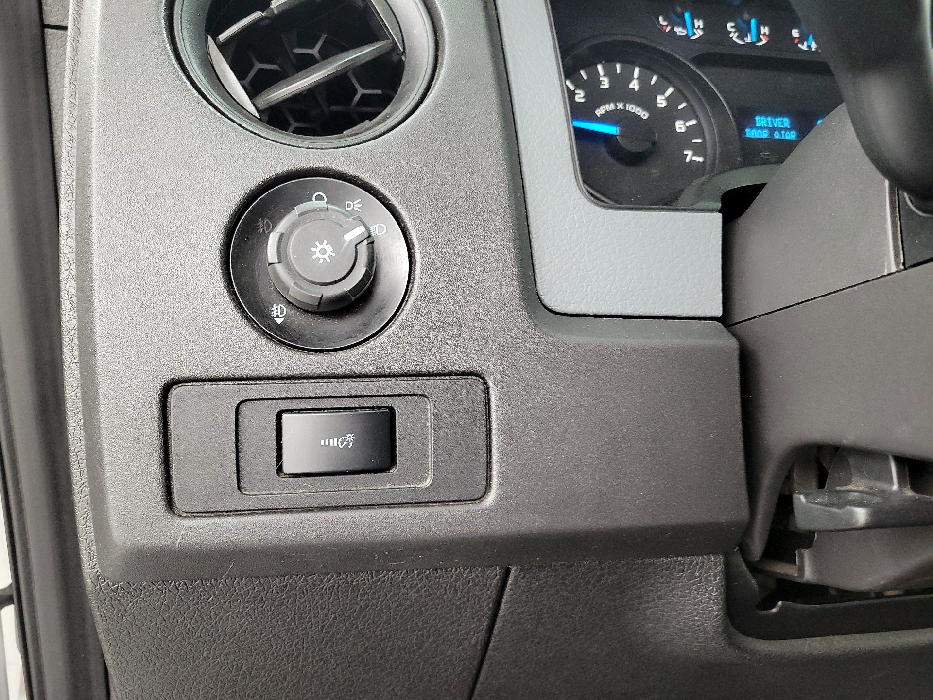 Thumbnail: 2014 Ford F-150 - 13