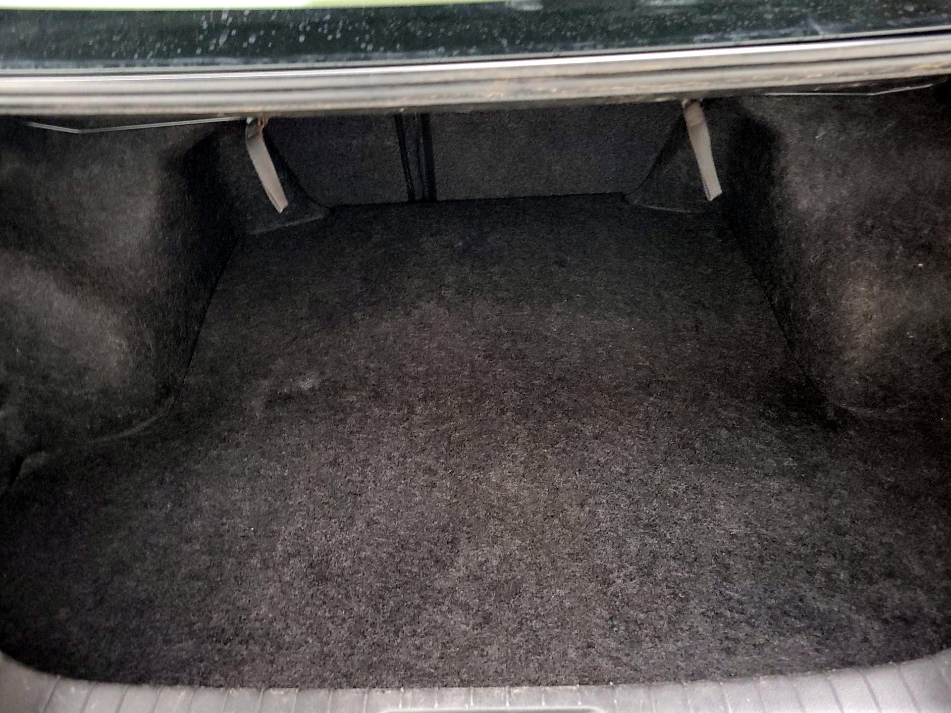 Thumbnail: 2017 Nissan Altima - 20