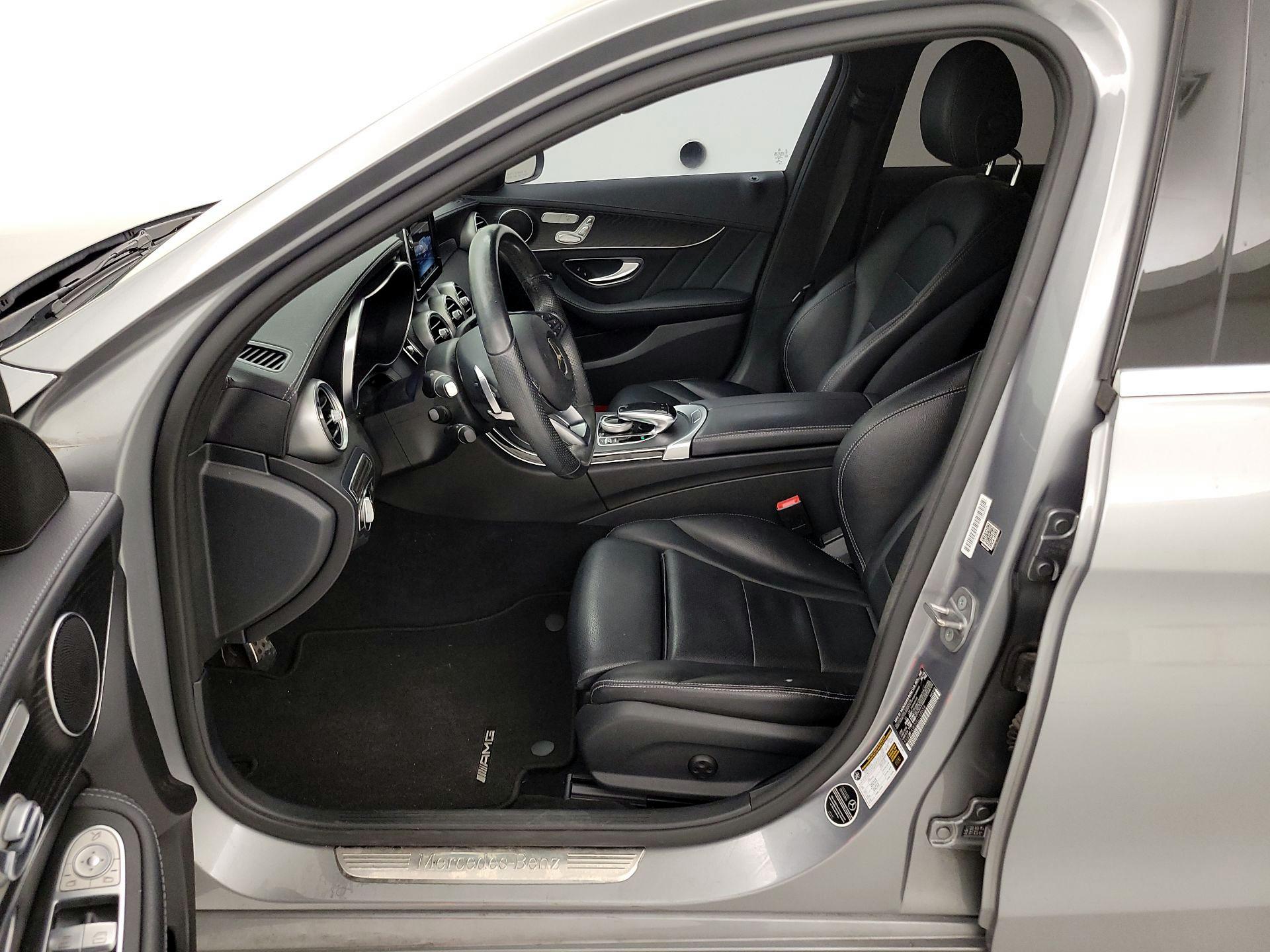 Thumbnail: 2016 Mercedes-Benz C-Class - 11