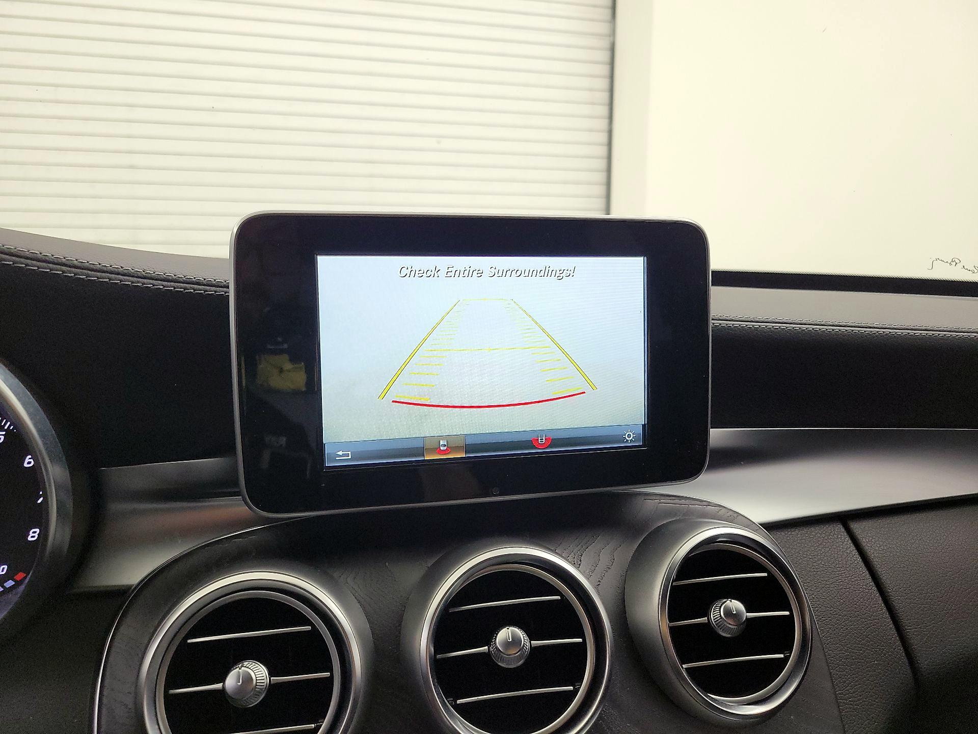 Thumbnail: 2016 Mercedes-Benz C-Class - 14