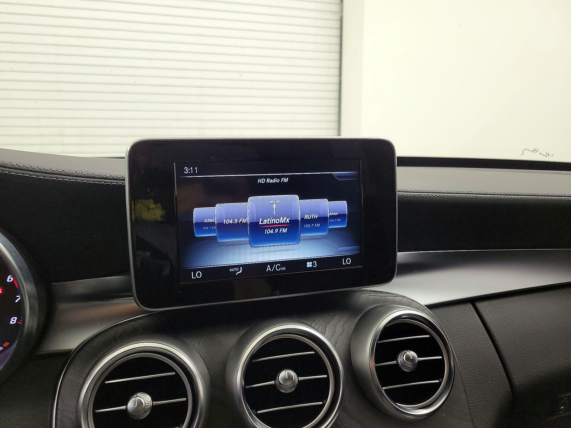 Thumbnail: 2016 Mercedes-Benz C-Class - 15