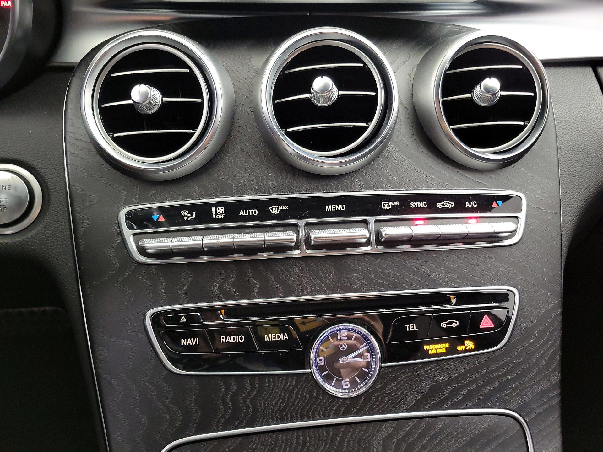 Thumbnail: 2016 Mercedes-Benz C-Class - 16