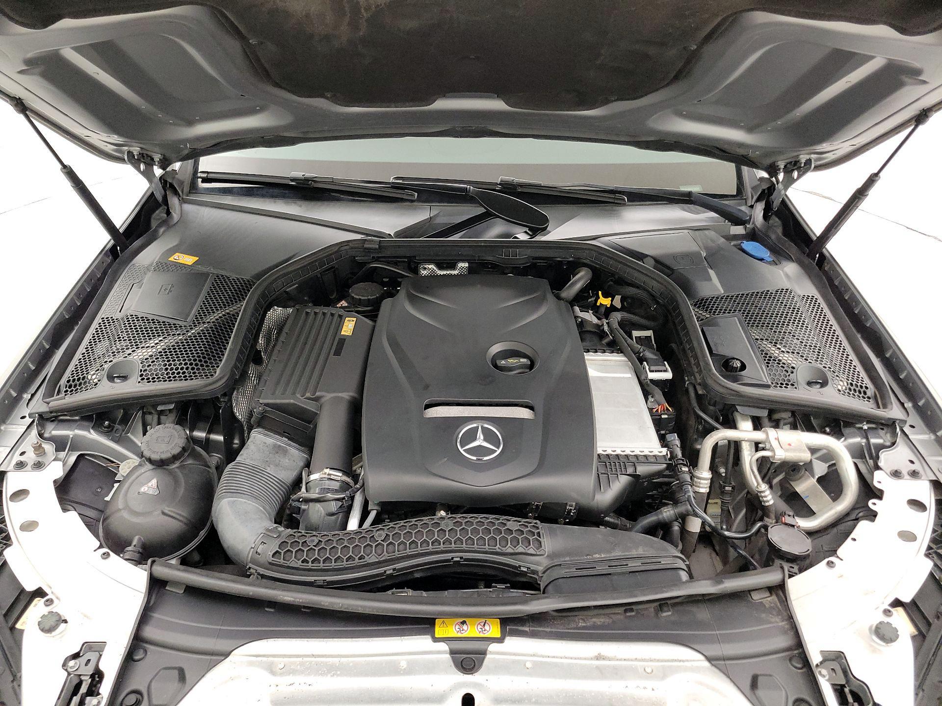 Thumbnail: 2016 Mercedes-Benz C-Class - 20