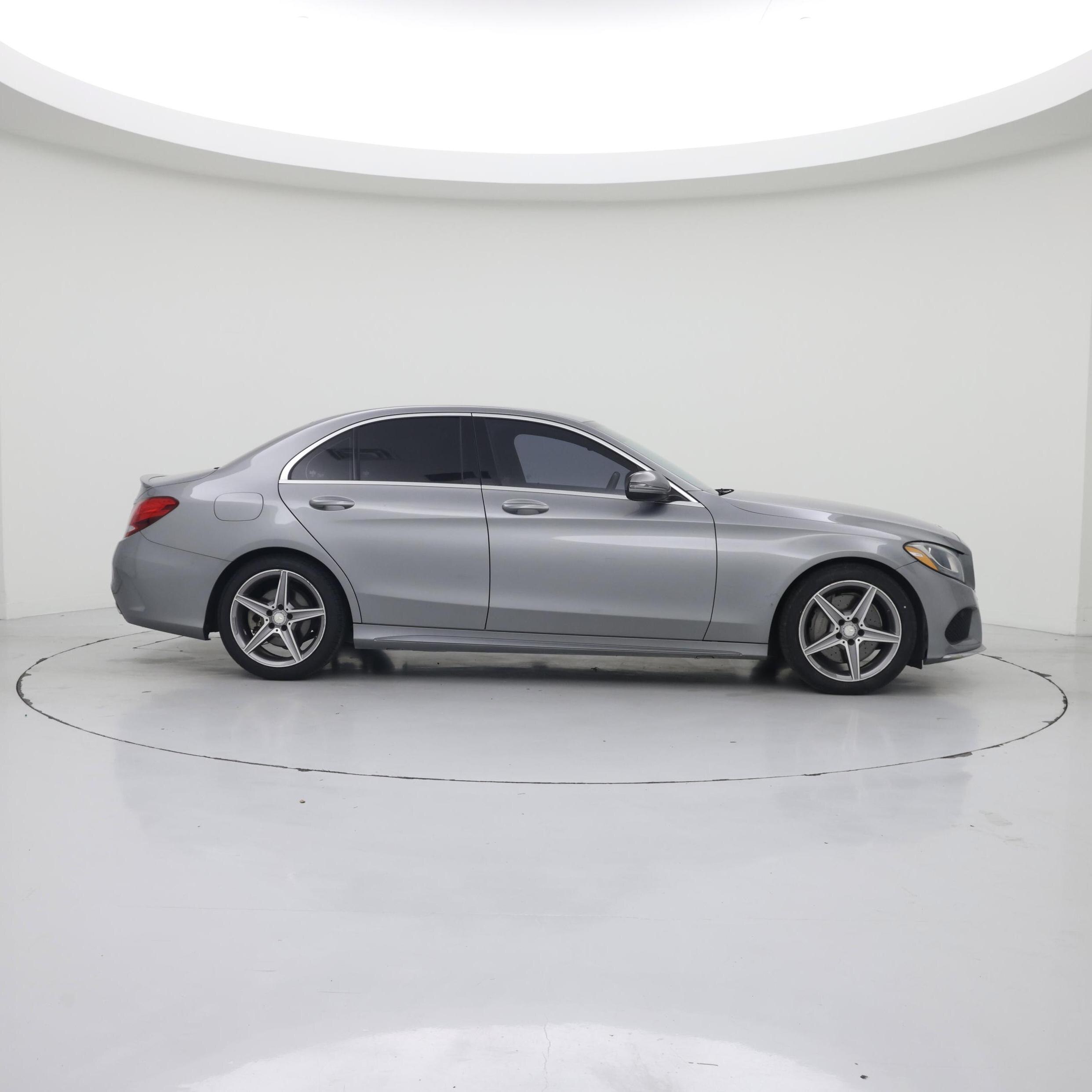 Thumbnail: 2016 Mercedes-Benz C-Class - 7