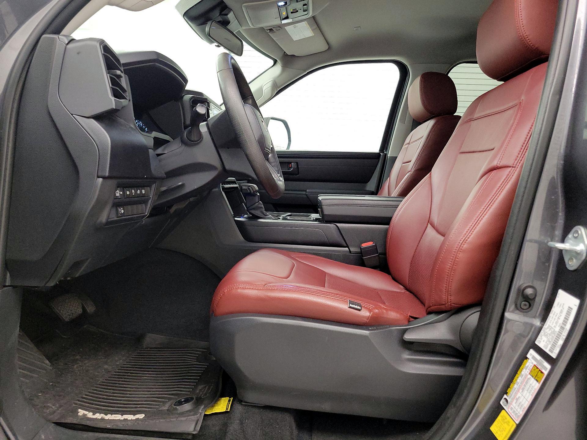 Thumbnail: 2023 Toyota Tundra - 11