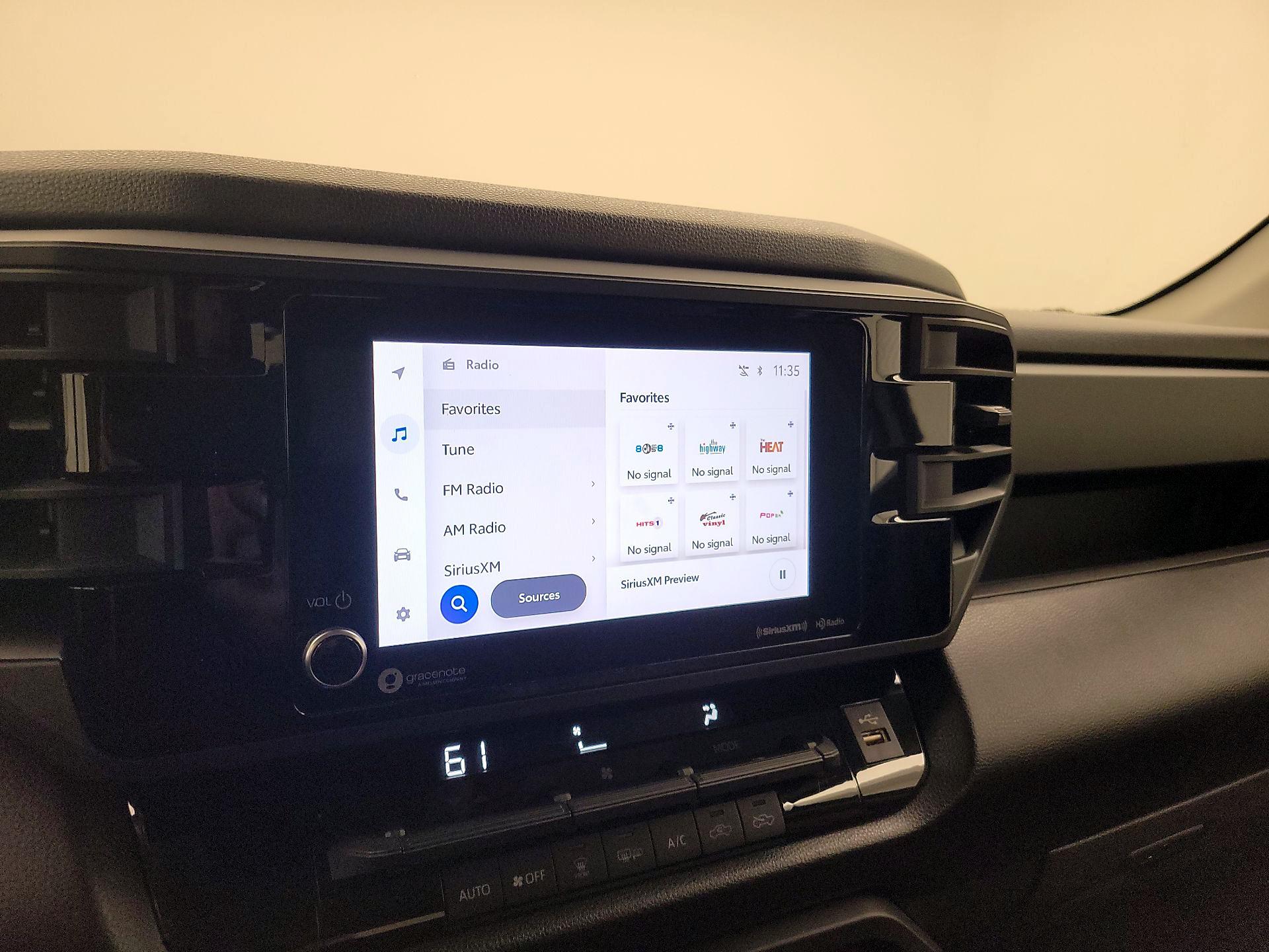 Thumbnail: 2023 Toyota Tundra - 15