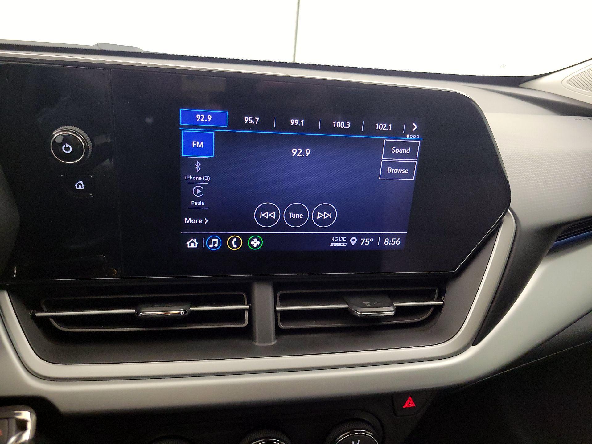 Thumbnail: 2024 Chevrolet Trax - 15