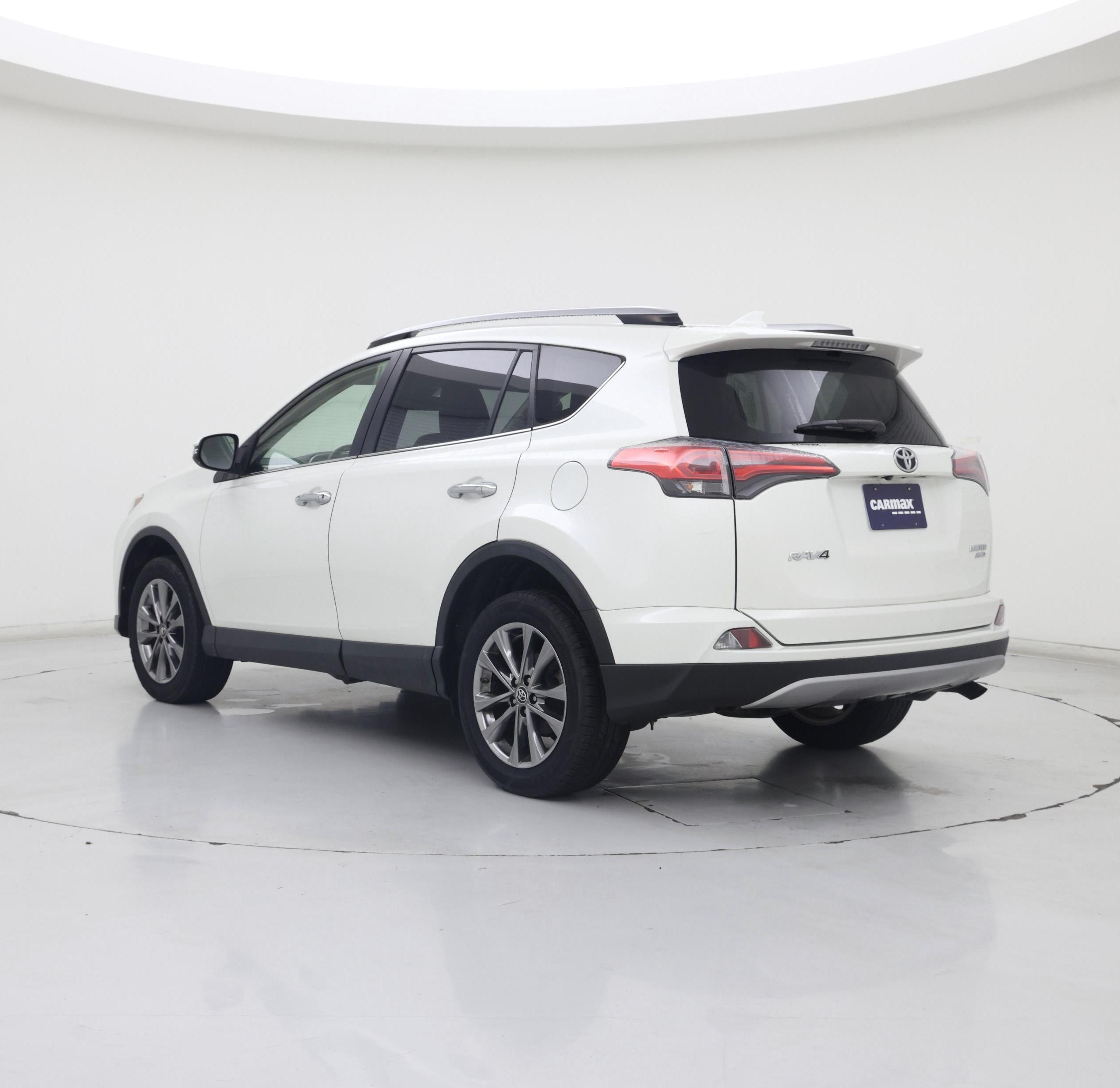 Thumbnail: 2018 Toyota RAV4 - 2